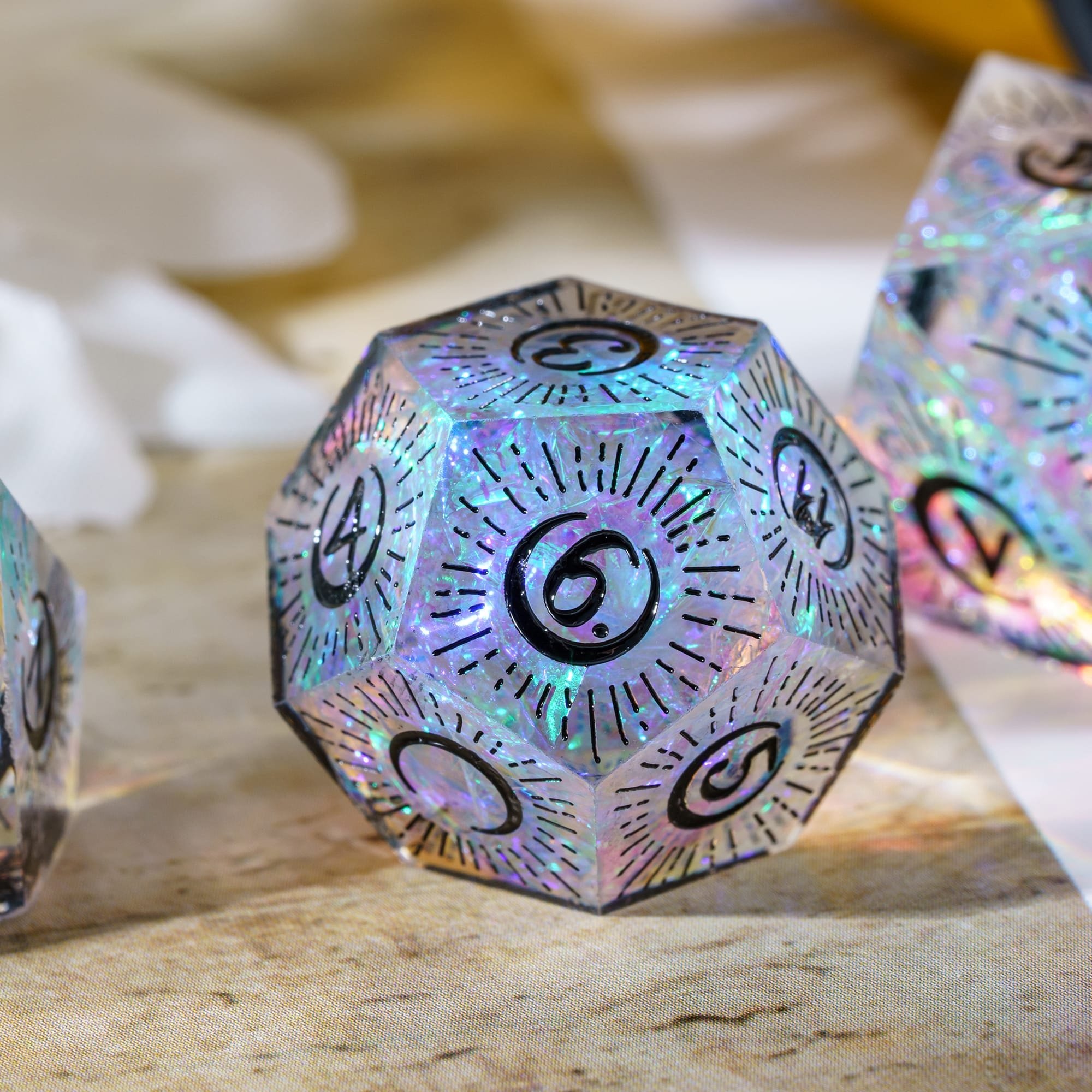 Udixi Custom Handmade sharp Rising Moon Pattern Resin Dice Dungeons and Dragons DND board game Dice Set