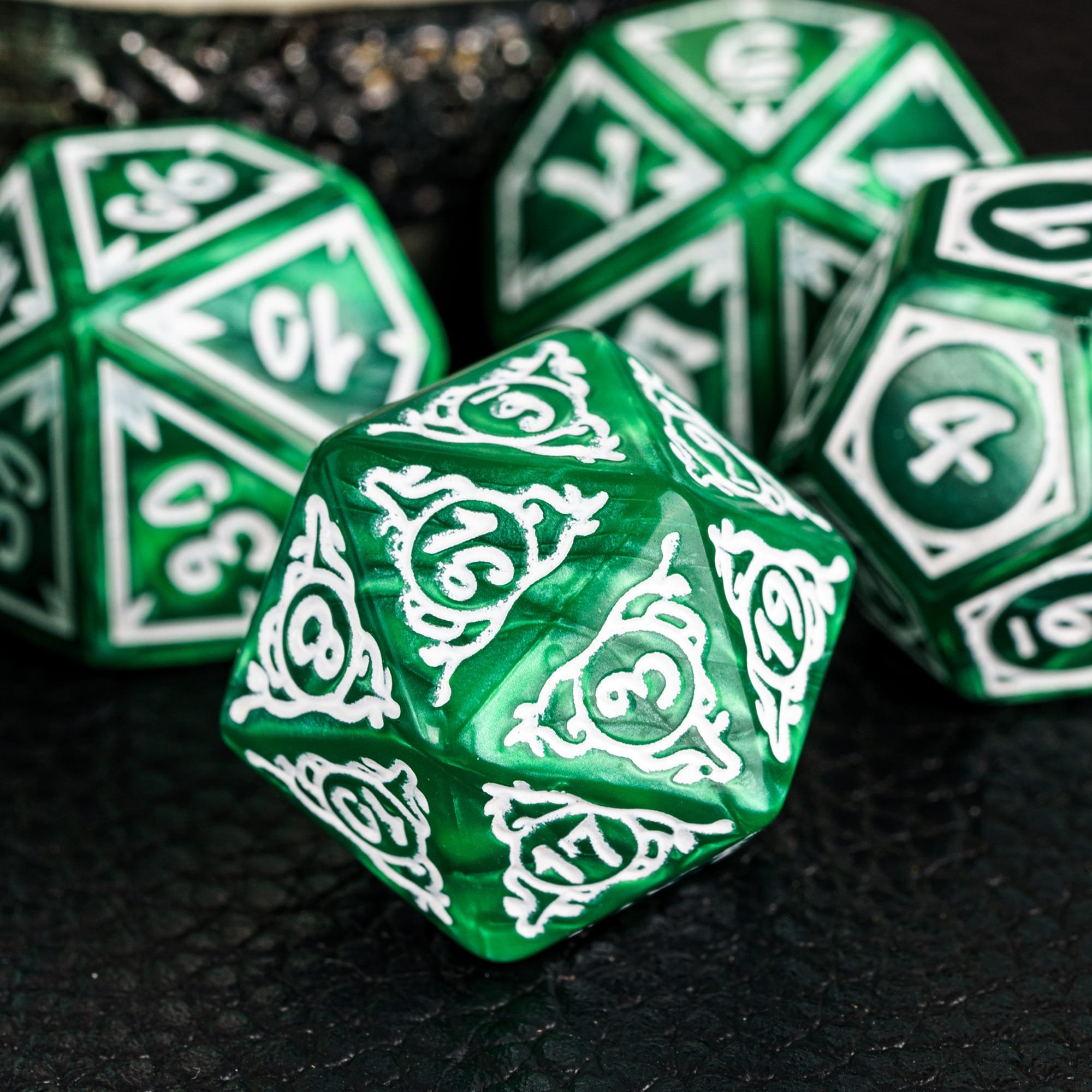 Udixi Plastic Polyhedral custom logo rpg dungeons and dragons Acrylic colored pattern dice game set