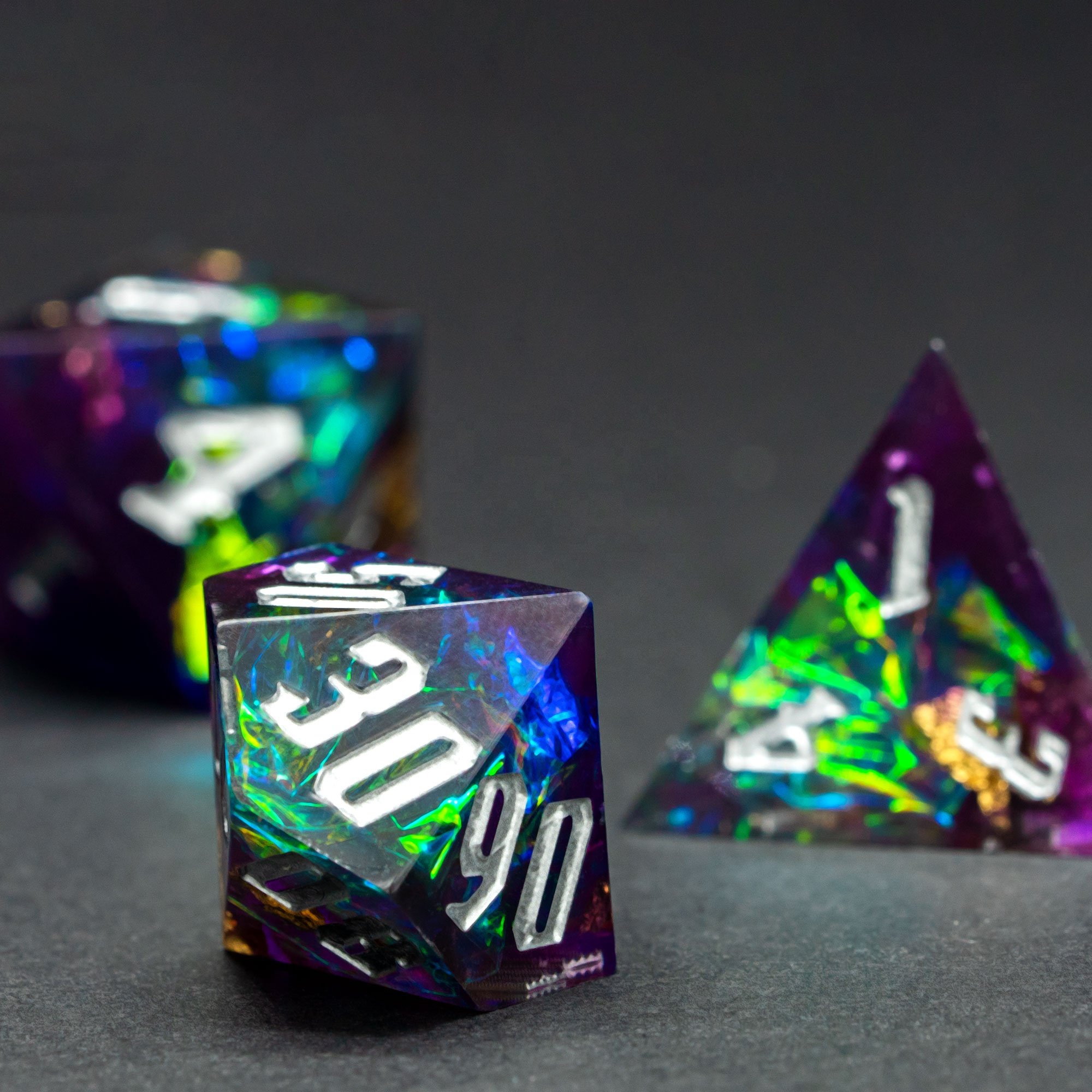 Udixi RPG Polyhedral Resin Sharp edge Dice Dungeons and Dragons Dice Set Purple&Black