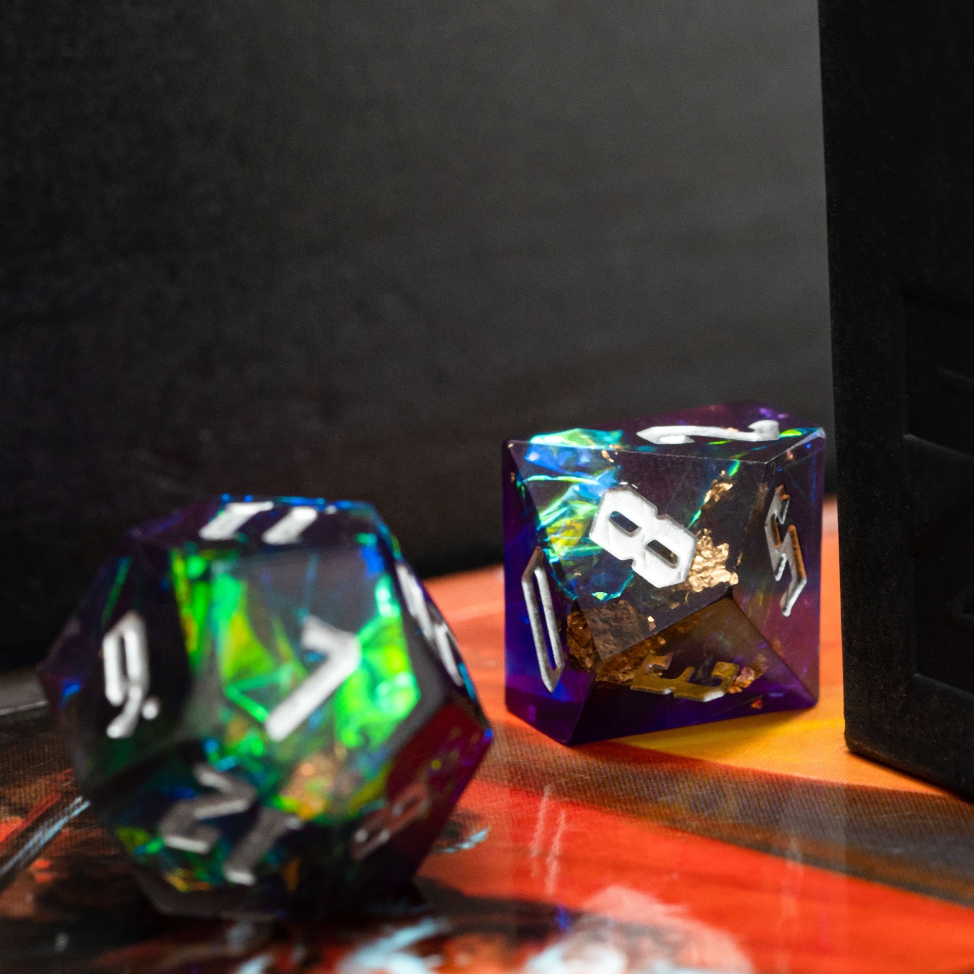 Udixi RPG Polyhedral Resin Sharp edge Dice Dungeons and Dragons Dice Set Purple&Black