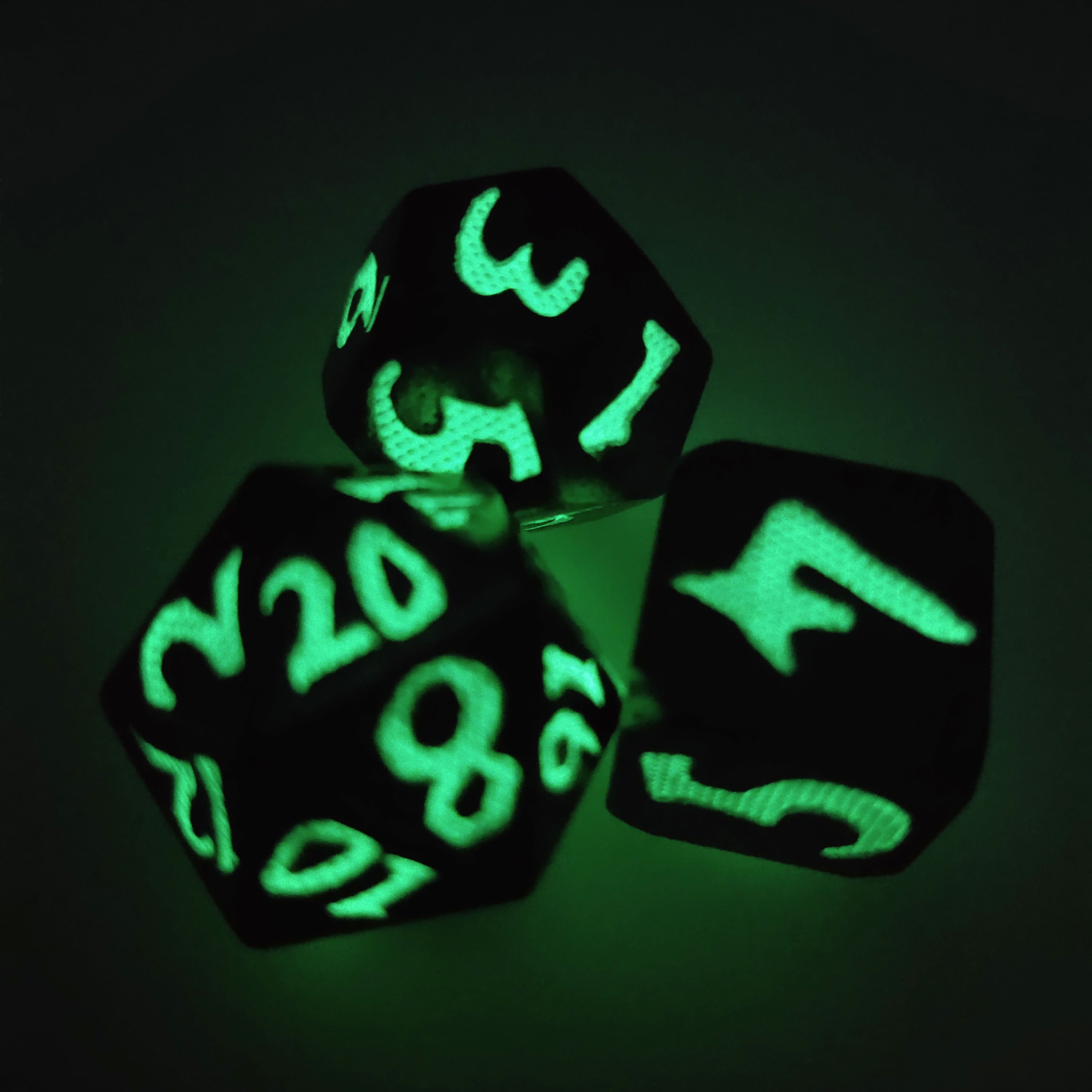 Green Glowing Dice 7 PCS Polyhedral Dice Set for Rpg Dungeons And Dragons Board Game Metal Dice Set