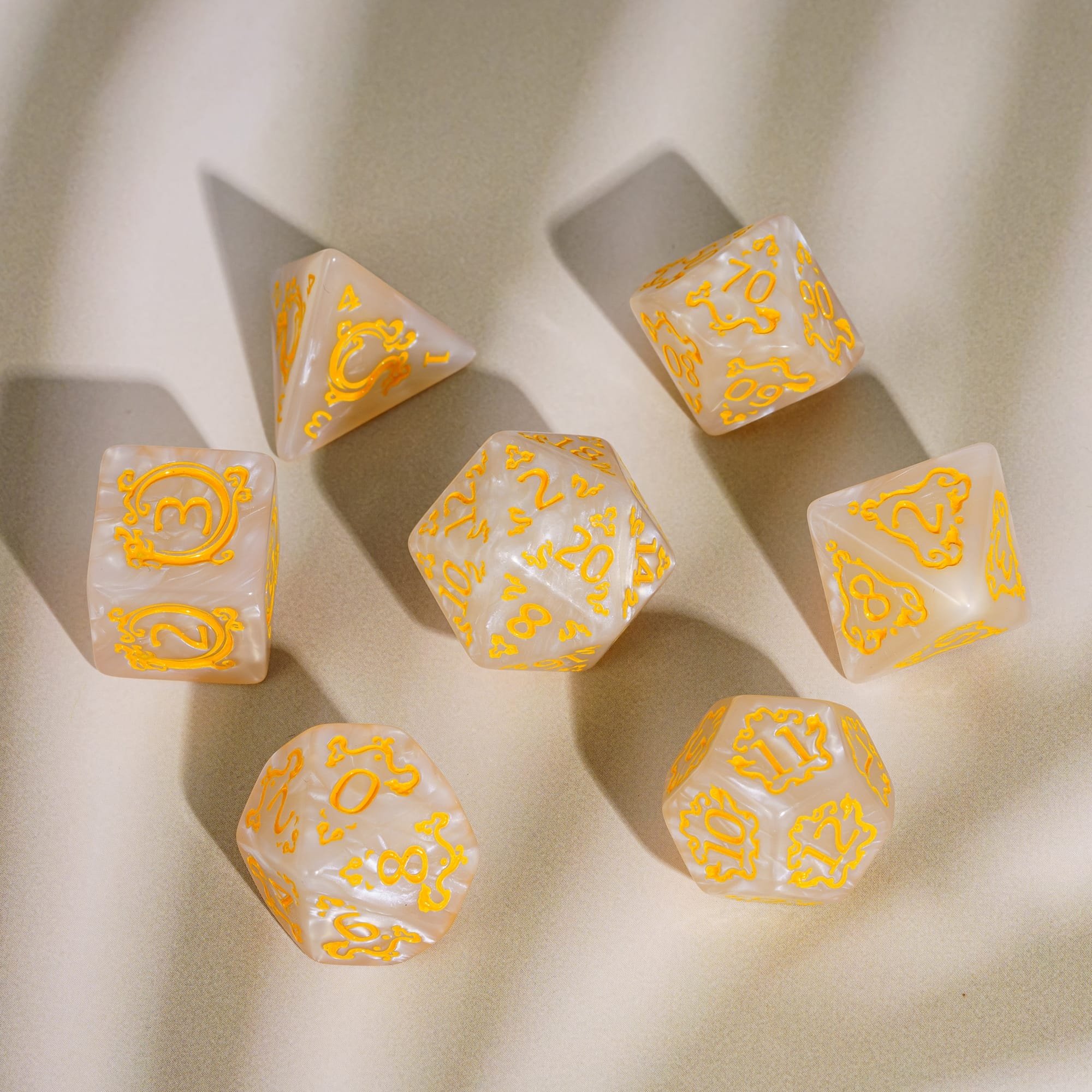 Udixi Plastic Polyhedral custom logo rpg dungeons and dragons Acrylic colored dragon pattern dice game set