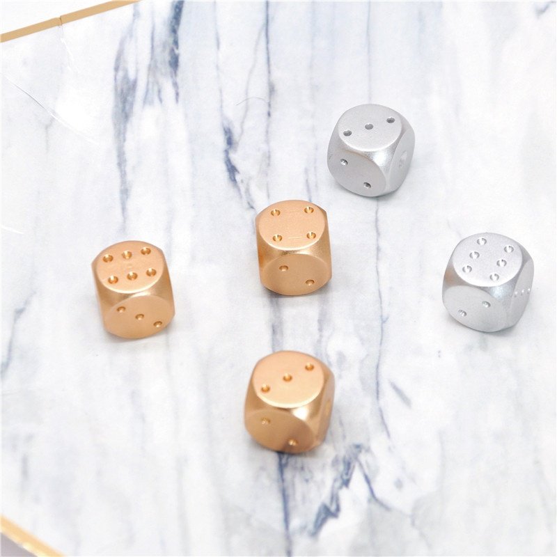 Upscale Pure Silver Gold Color Aluminium Alloy Dices with Exquisite Box Dominoes Game Camping Poker KTV Bar Party Props Dice Set