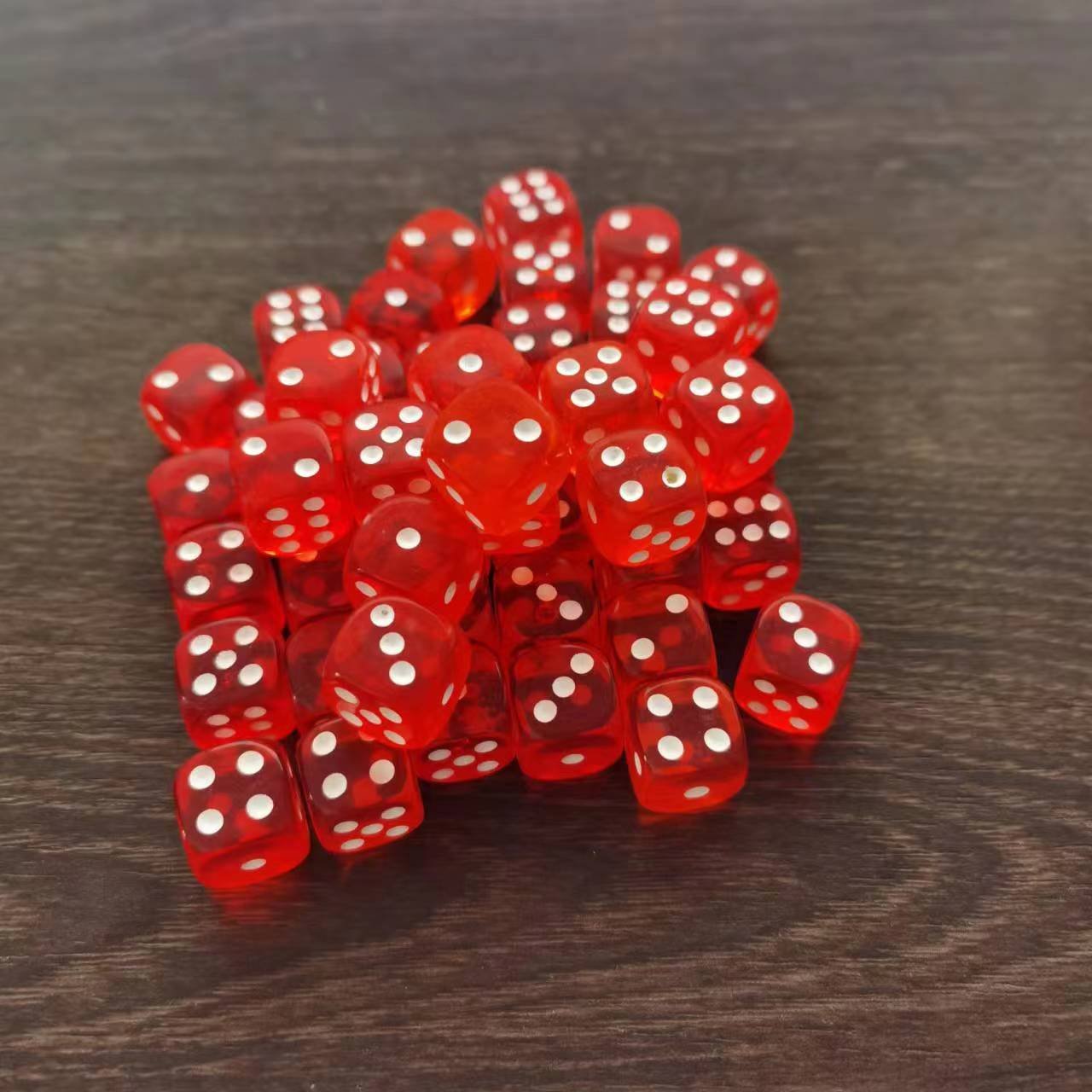WHOSALE 13.8MM CRYSTAL DICE ROUND CORNER TRANSPARENT RED DICE WITH WHITE DOT FOR CASINO GAME