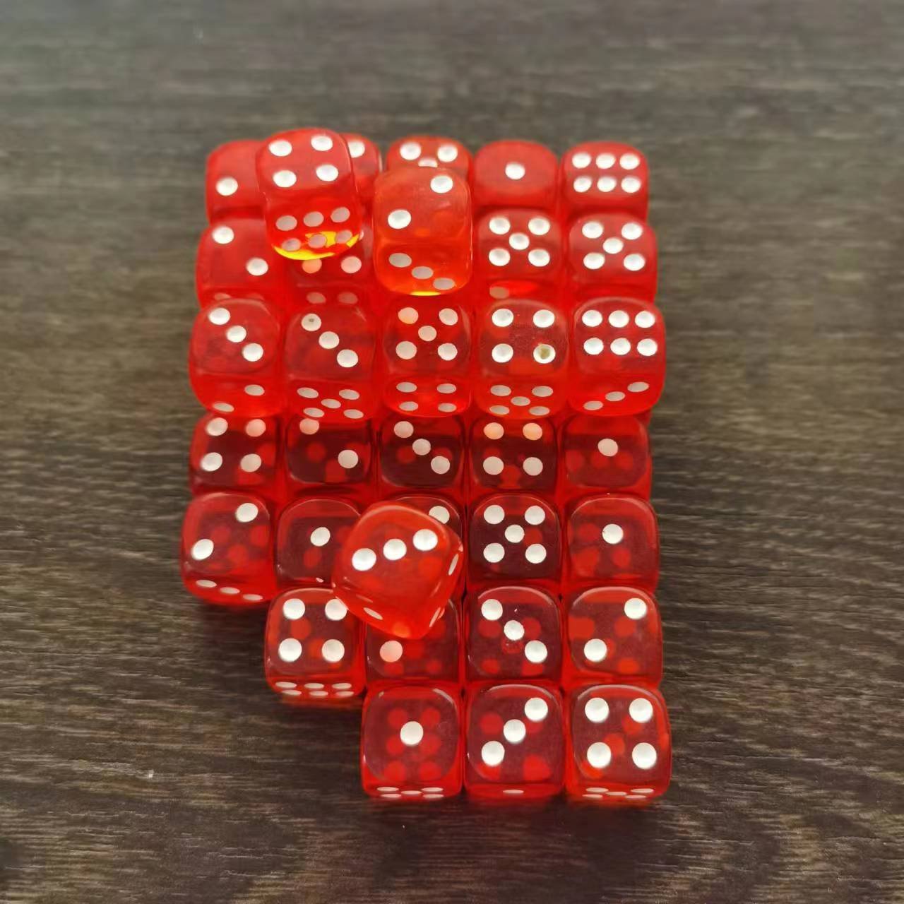 WHOSALE 13.8MM CRYSTAL DICE ROUND CORNER TRANSPARENT RED DICE WITH WHITE DOT FOR CASINO GAME