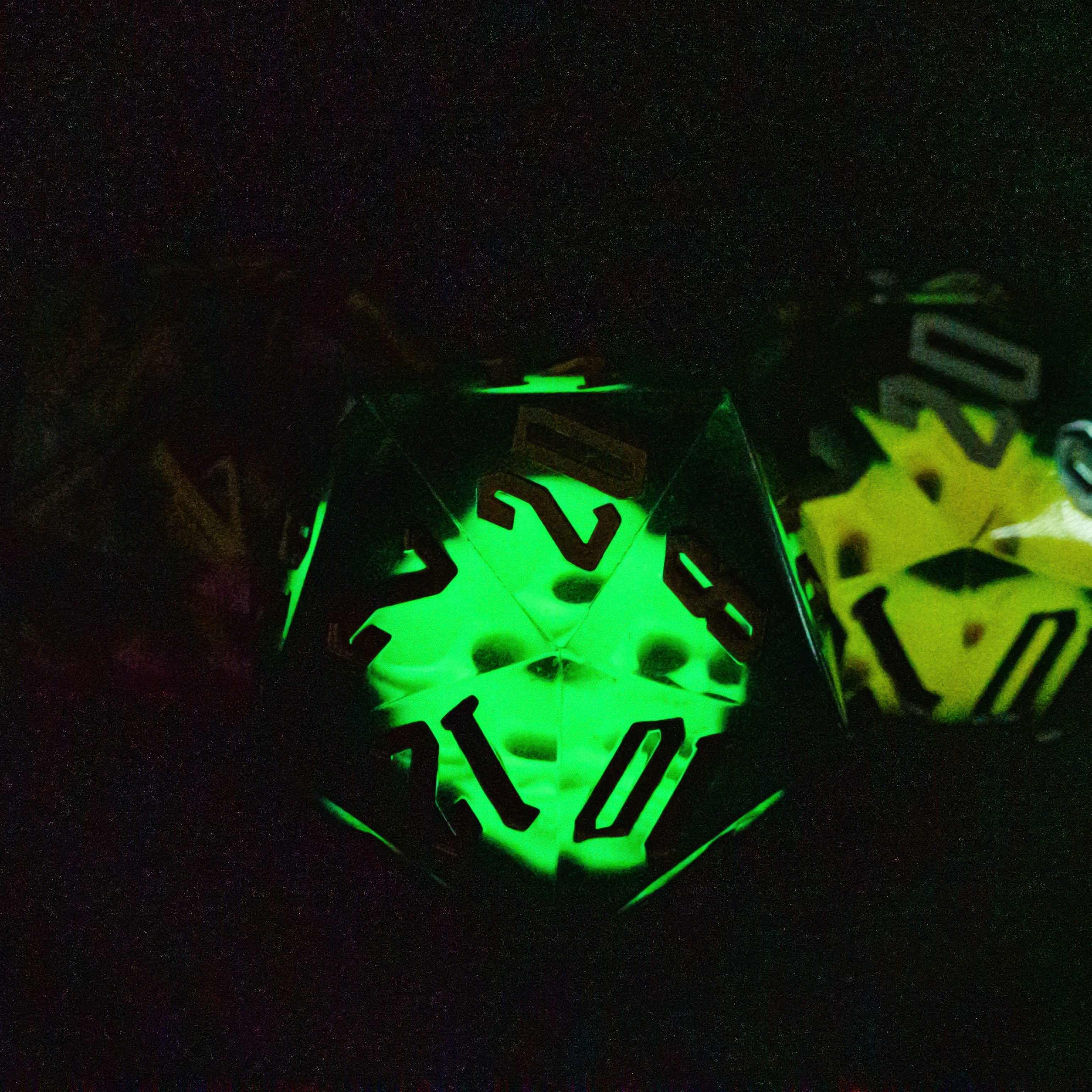 Udixi Custom Handmade 55mm Glow in the Dark Skull D20 Resin Dice Dungeons and Dragons DND RPG board game Dice Set