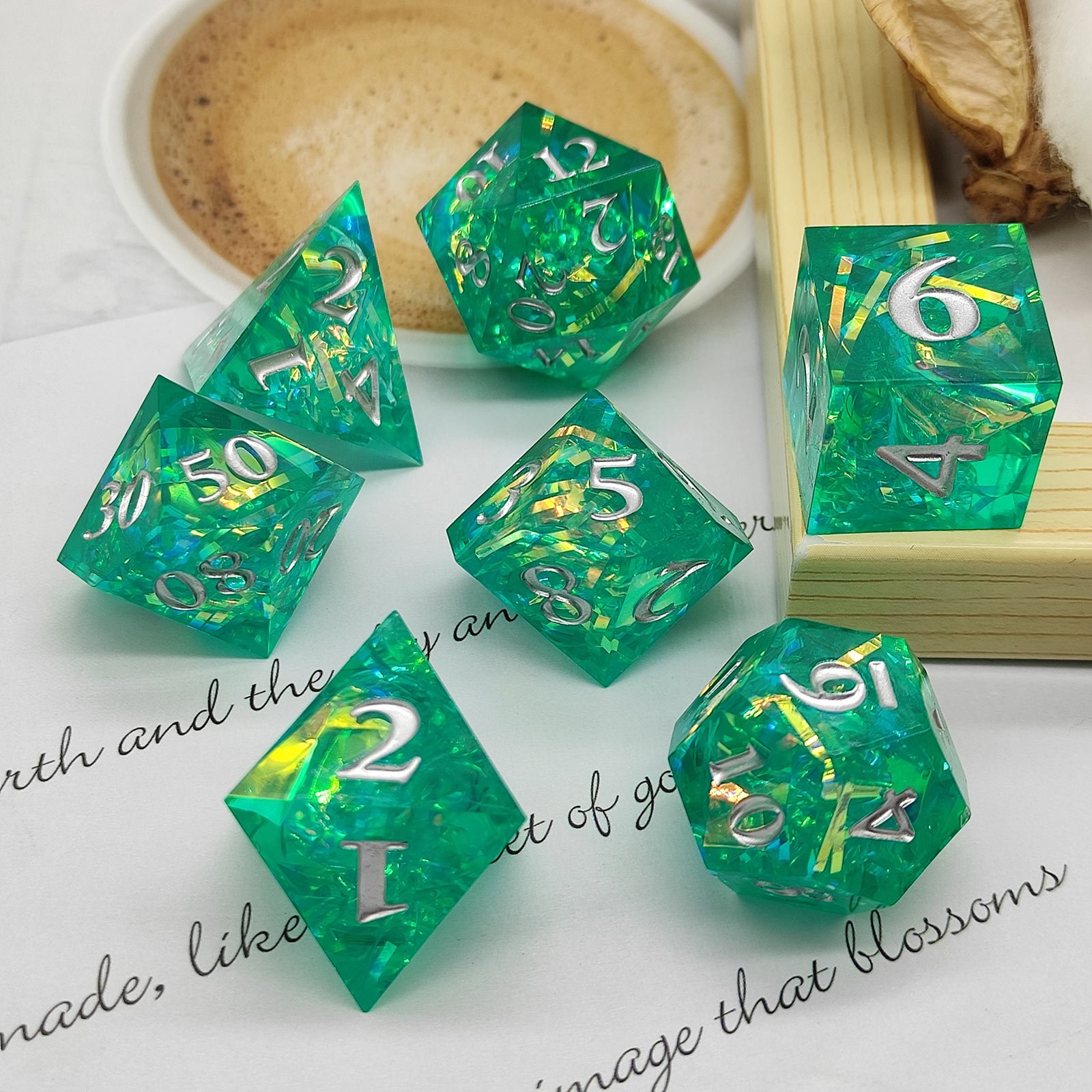 A set of random roll casino dice Clear polyhedral game resin dice Custom D&D resin dice set