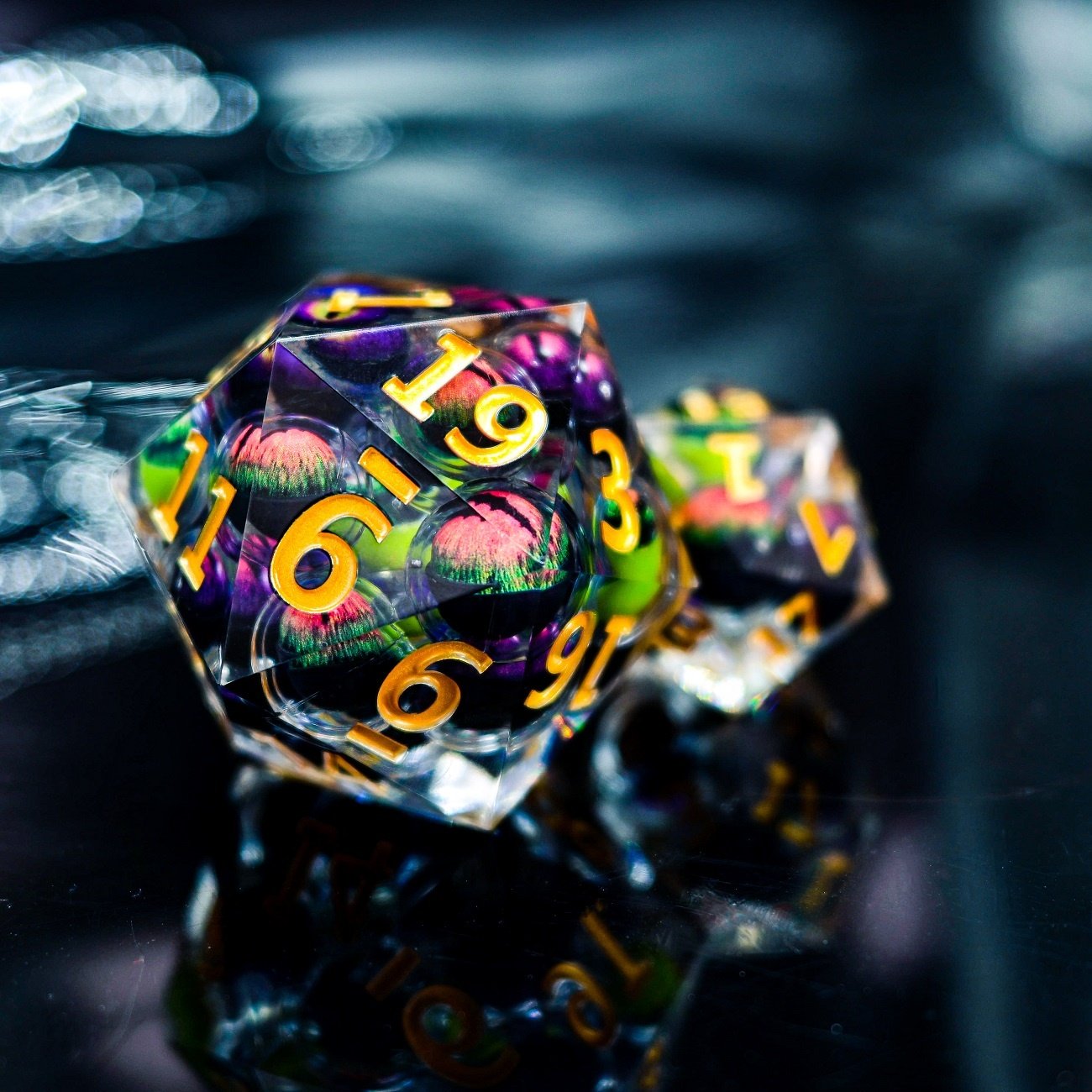 Floating Large D20 Dragon Eye Multiple Eyeball Dice Polyhedral Gaming Resin Dice for DND Player