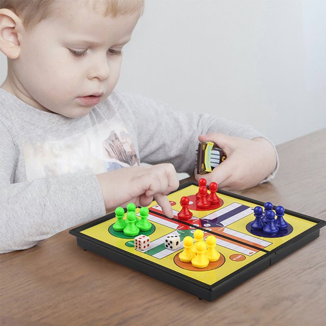 Customize Logo Plastic Magnetic Ludo Board Game Ludo Dice Game Set for Fun