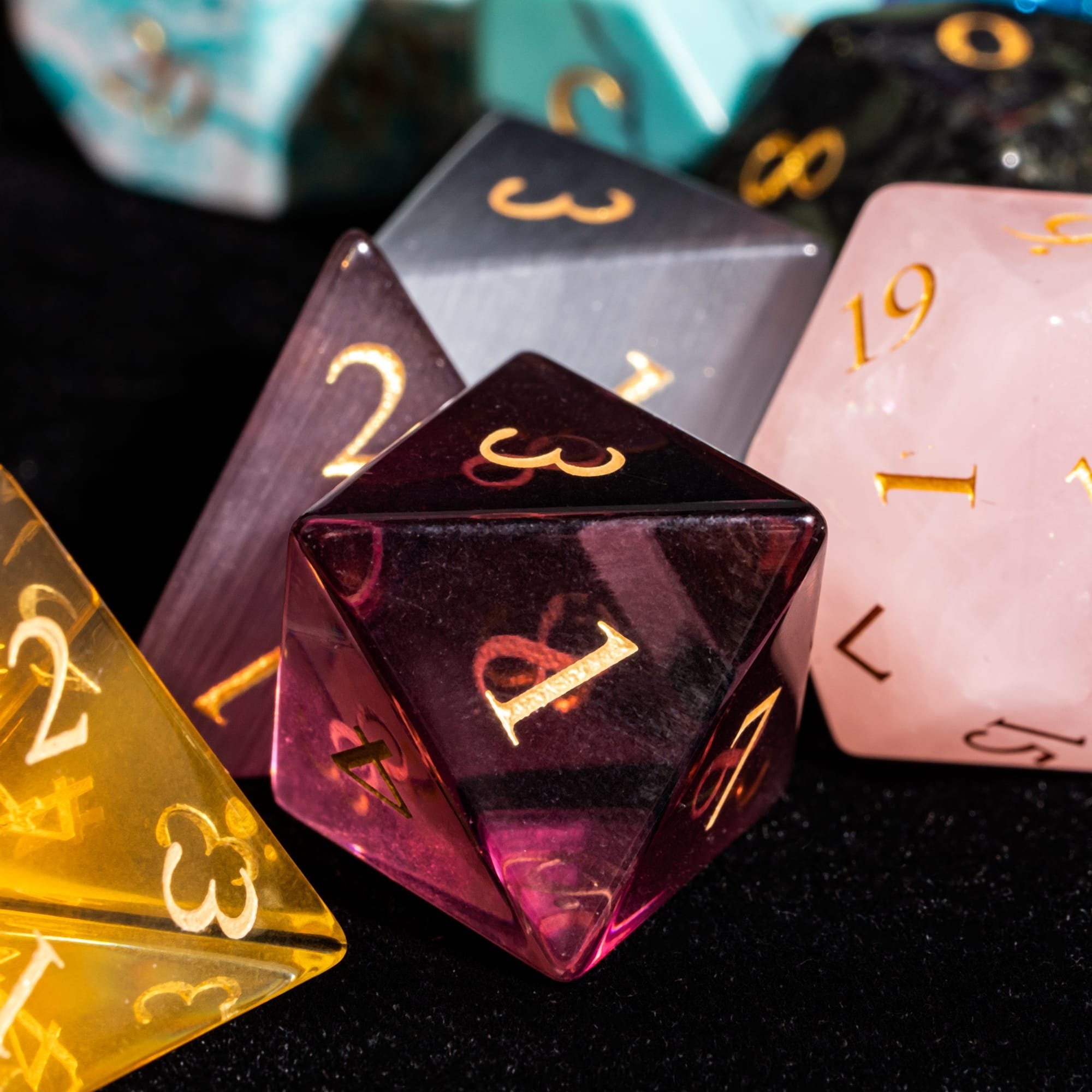Udixi Polyhedral d&d custom logo dungeons and dragons stone gemstone random glass cube dice game set