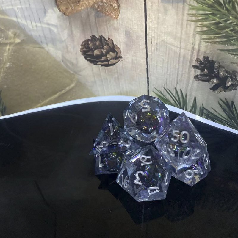Newly designed polyhedral pointy corner Resin dice RPG Dungeon table game Custom dice RPG role-playing board game
