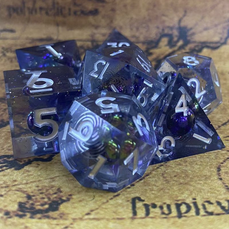 Newly designed polyhedral pointy corner Resin dice RPG Dungeon table game Custom dice RPG role-playing board game