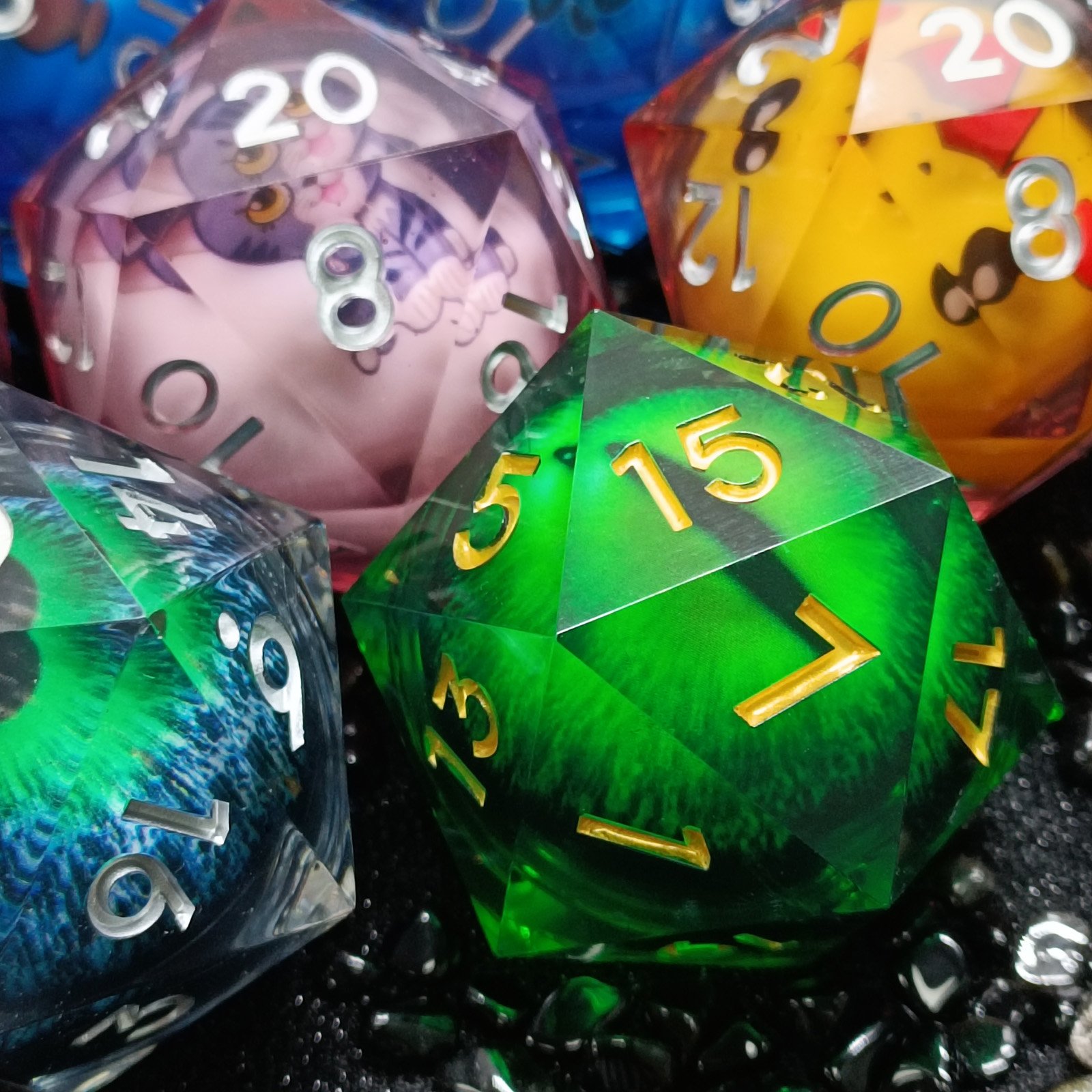 55MM Giant Glowing Liquid Core Dice Dungeons & Dragons Tabletop Game Dice Accessories DNd Resin Dice