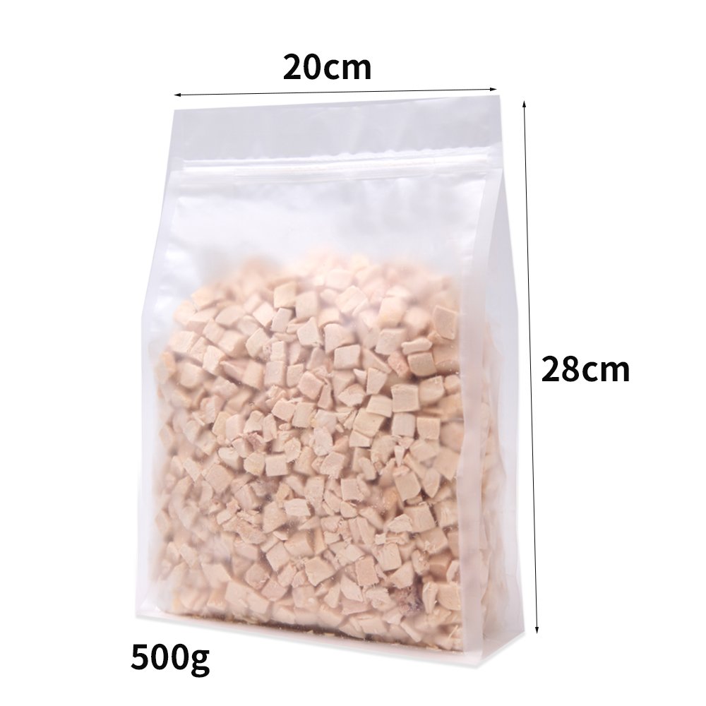 Factory Wholesale High Protein Healthy Freeze-Dried Chicken Meat Cube Delicious Freeze Dried Snack.