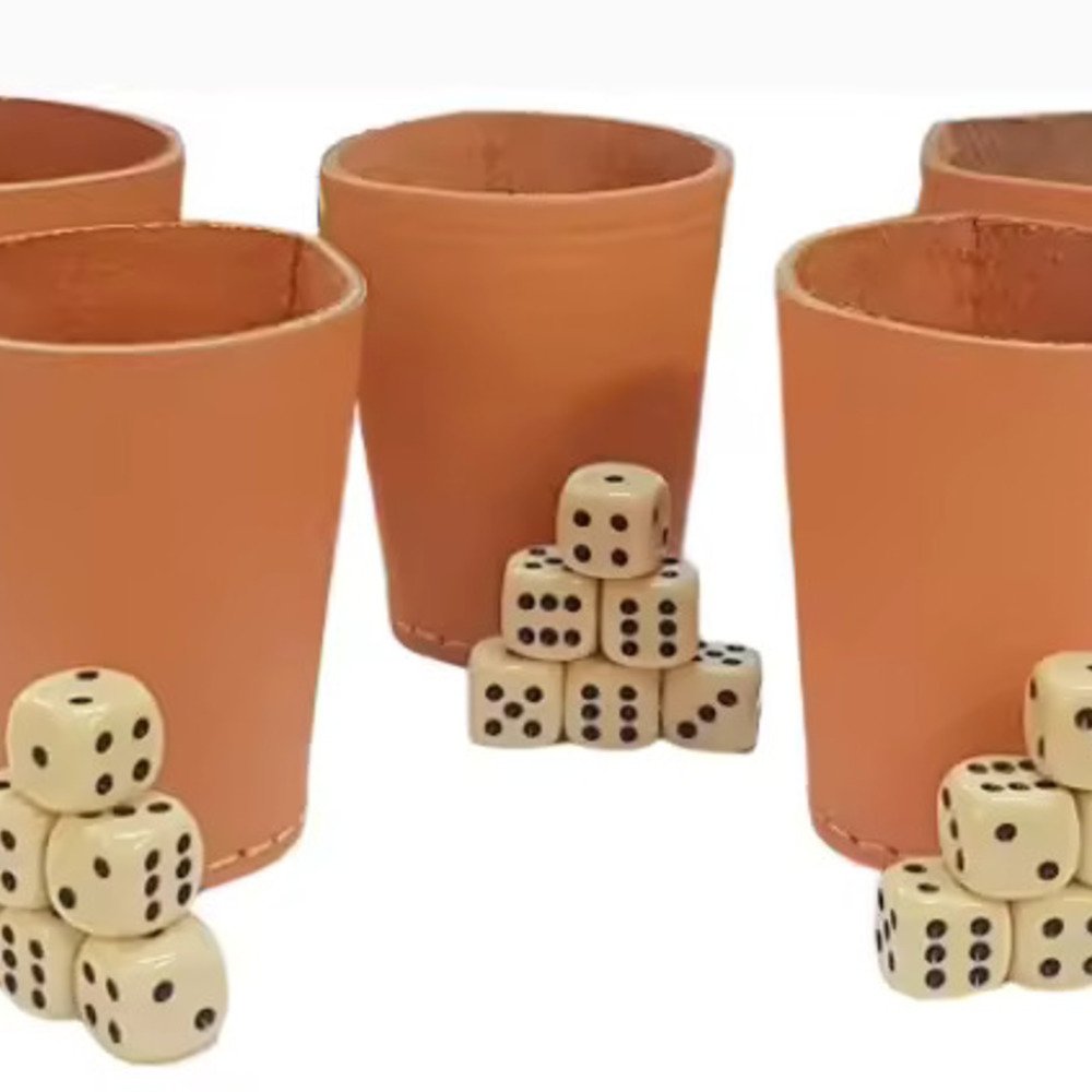Factory Wholesale Dice Cup Customized Logo Leather Shaker Cup with Poker Dices Plastic Custom Leather Dice Cup Set