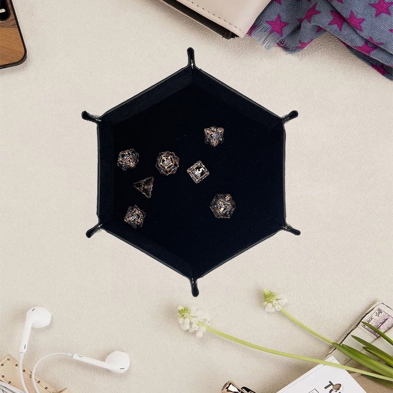 Factory Wholesale High Quality Pu Leather Dice Rolling Tray Foldable Polygon Game Dice Tray For DND Rpg Dice Board Game