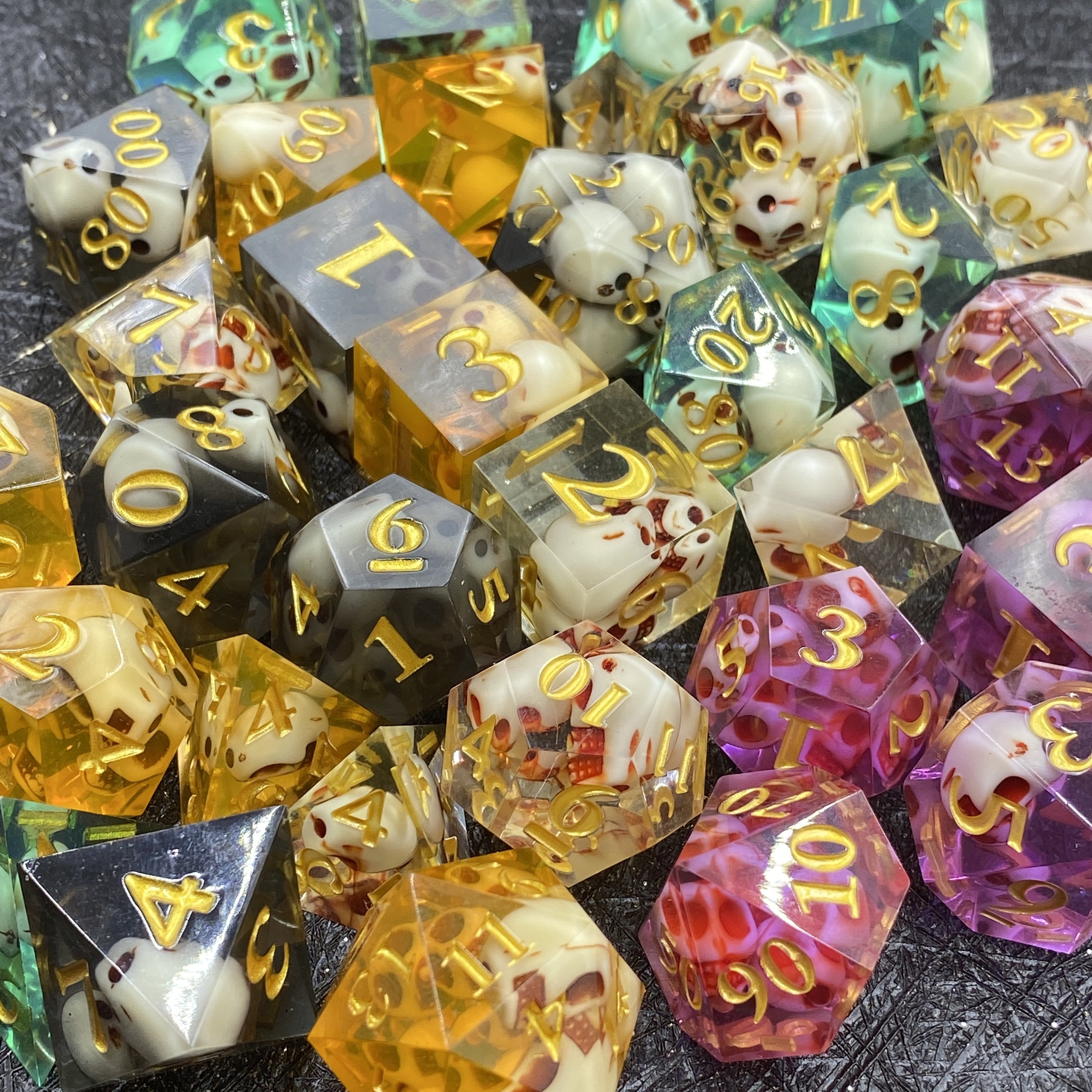 dnd resin dice custom set sharp edged resin dungeons and dragons dice d20 skulls custom dice