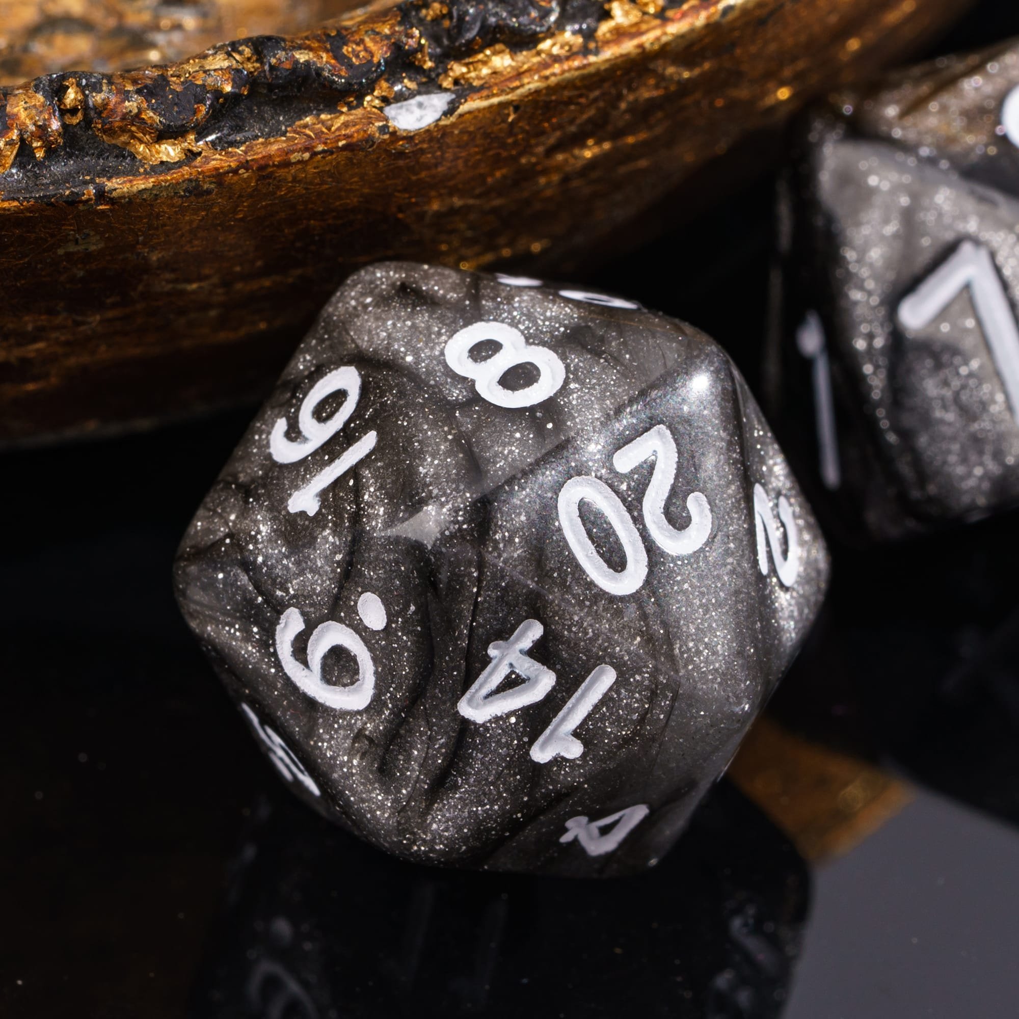Udixi Acrylic Color Blend Glitter Dice DND&RPG Dungeons and Dragons Black Board Game Dice set