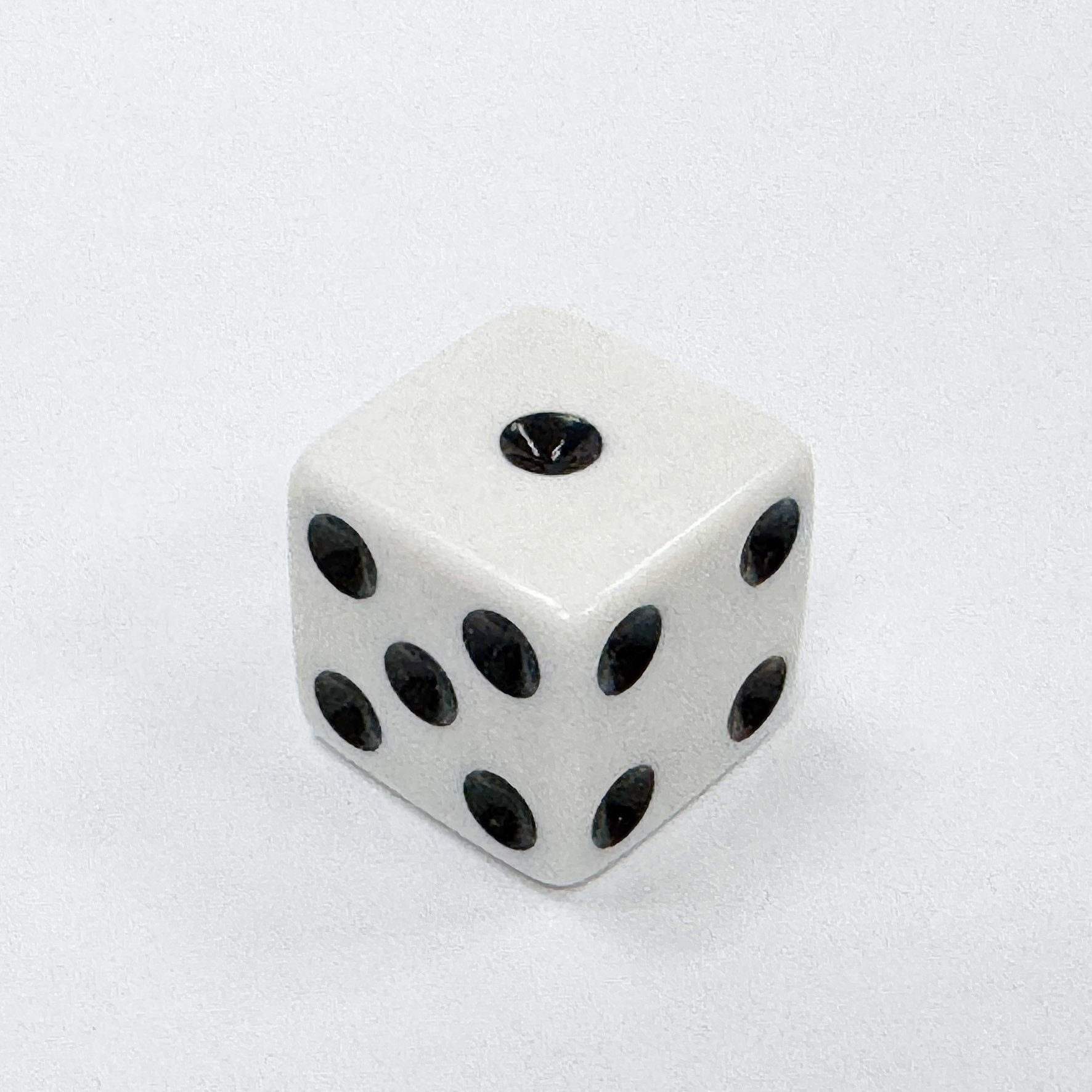 TFB-16M Classic Best Selling 16mm 6-sided Board Game Square Corner Dice in UREA material Factory Direct Selling for all