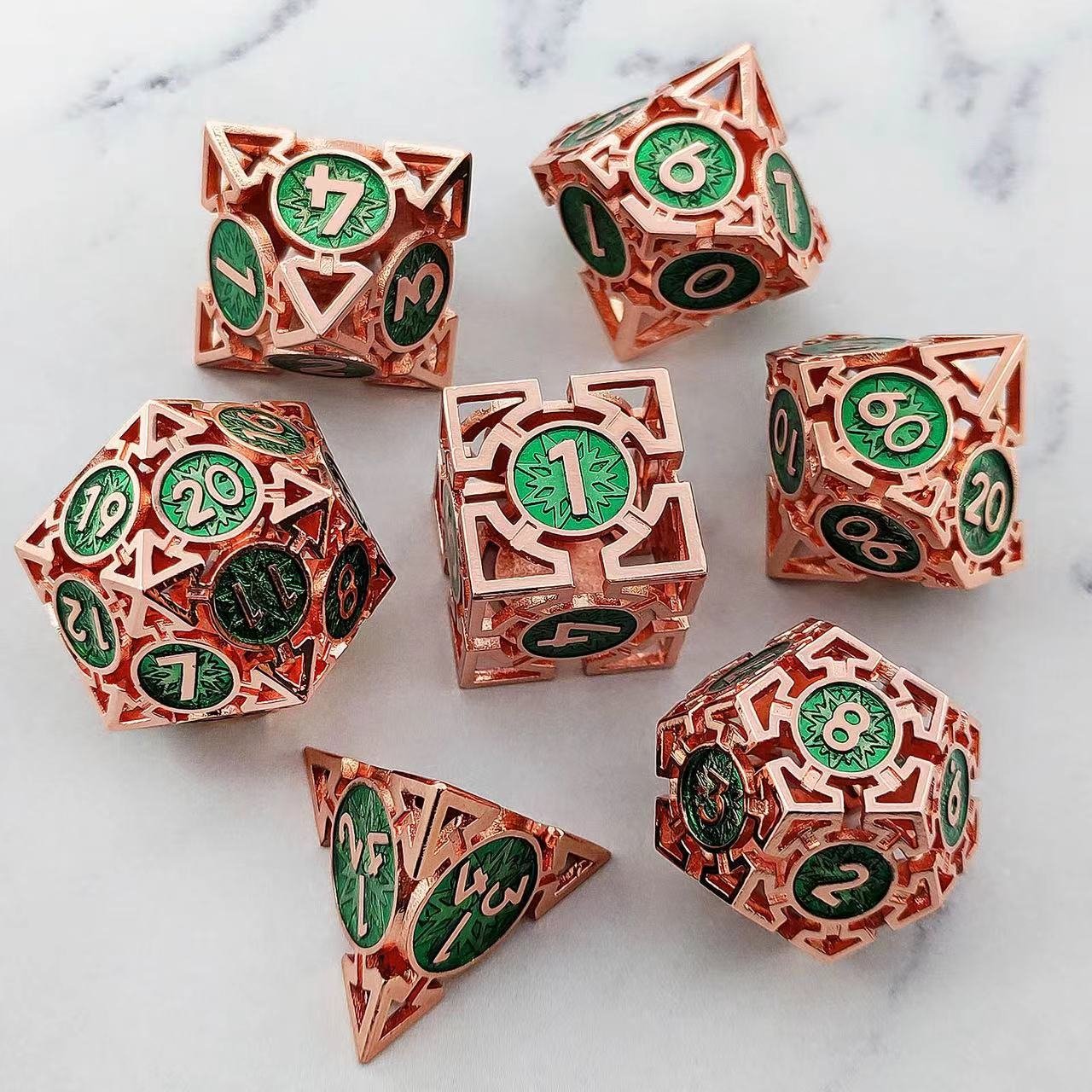 New polyhedral Metal DND dice bulk custom metal dice Hollow arrow metal dice set Dungeons & Dragons RPG board game multicolor
