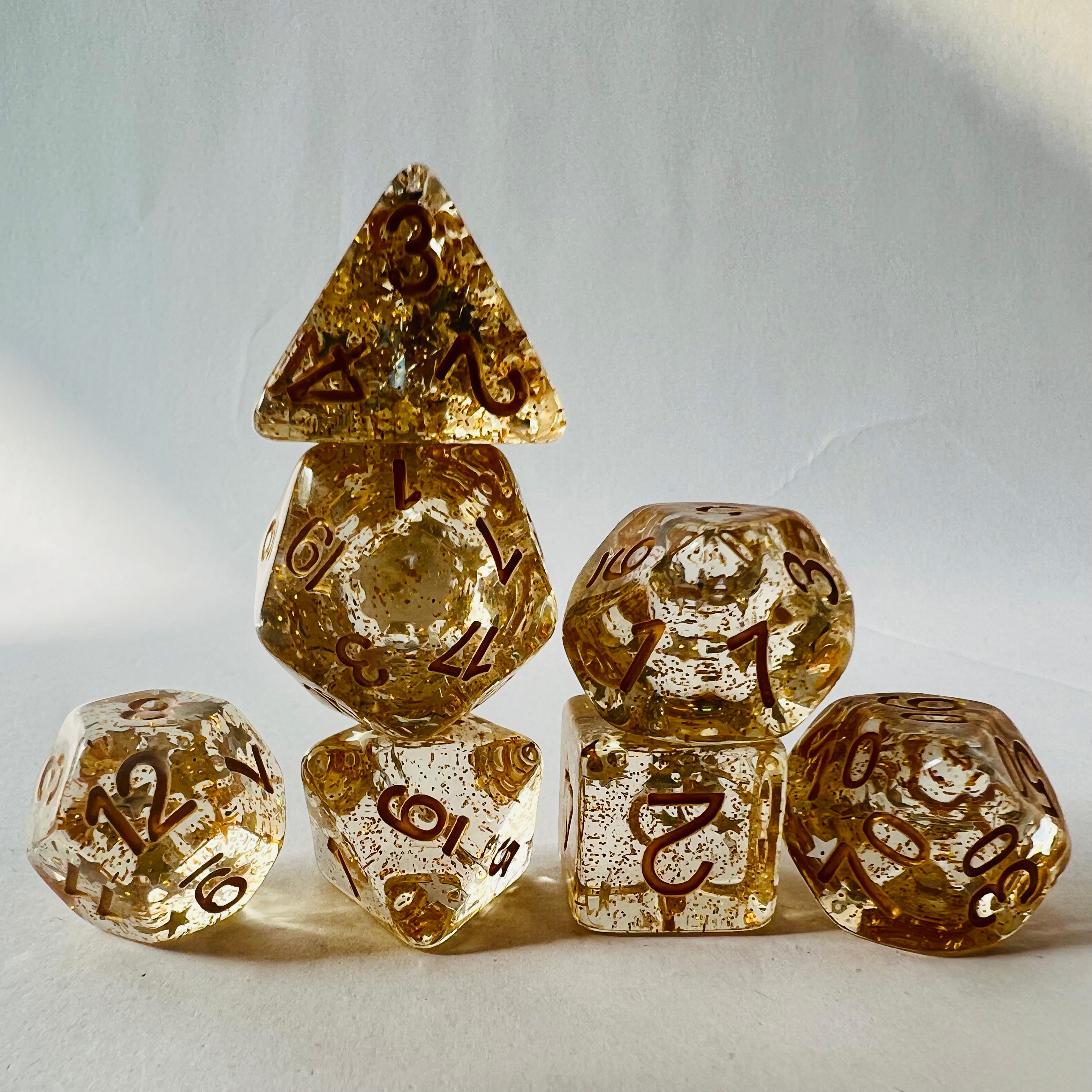 Bulk Custom Logo Engraved Polyhedron Resin Square Corner Pointy Gold Foil Dice Set Yellow Transparent Rpg Dice