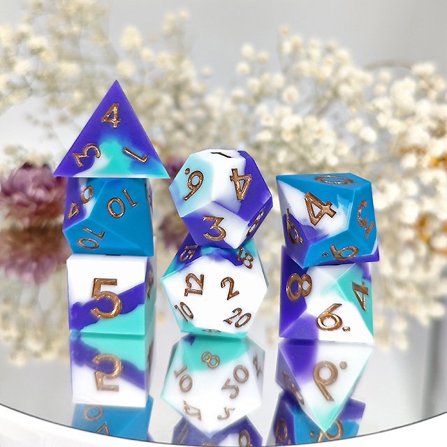 Hot sales Silicone Dice Mix Blend Color Polyhedral 7pc DND Dice Set for RPG DND Board Games