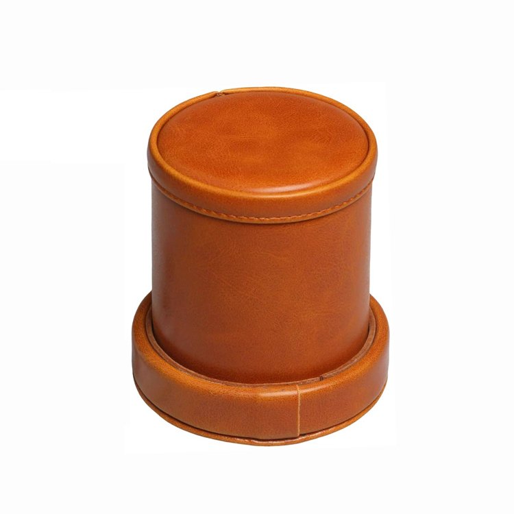 Family Game Yahtzee Dice Cup Liar's Leather Dice Cup Set