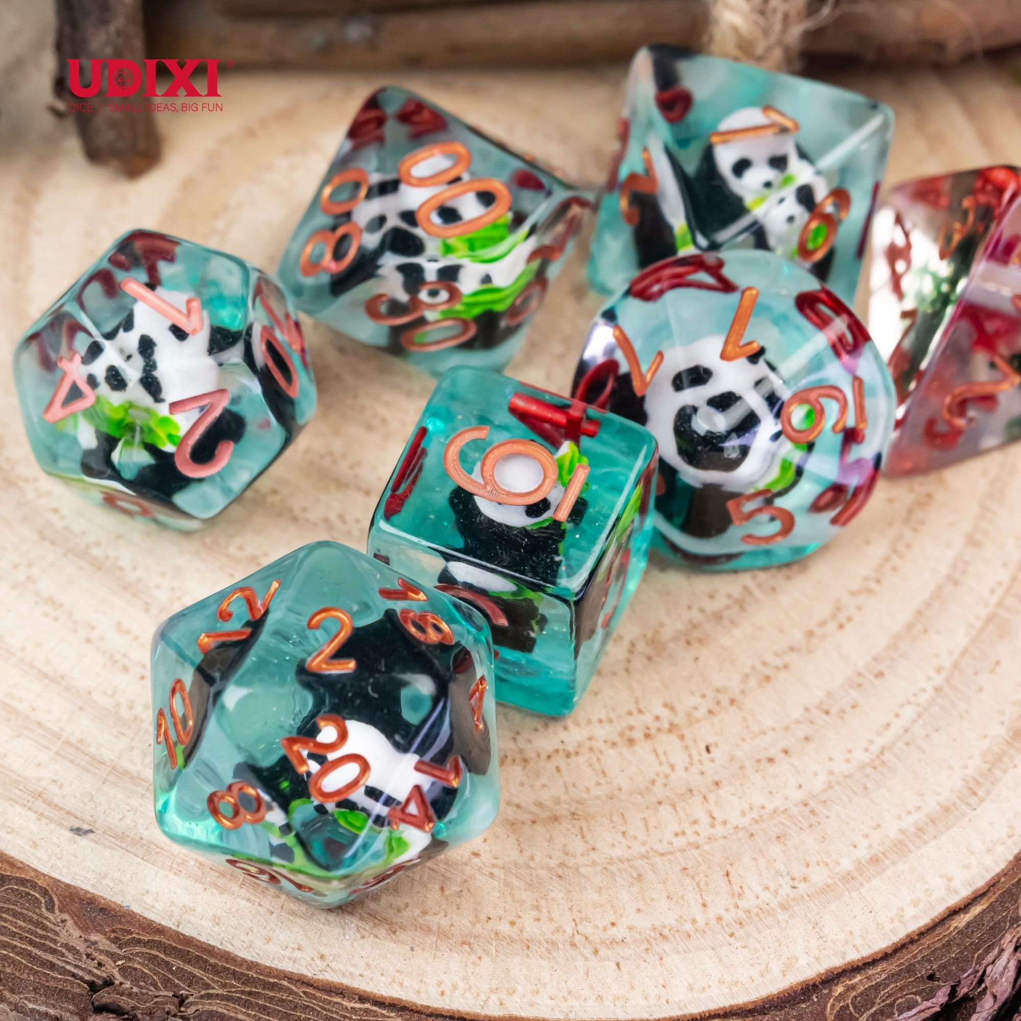 Udixi Plastic Polyhedral custom logo rpg dungeons and dragons resin Panda&bamboo dice game set