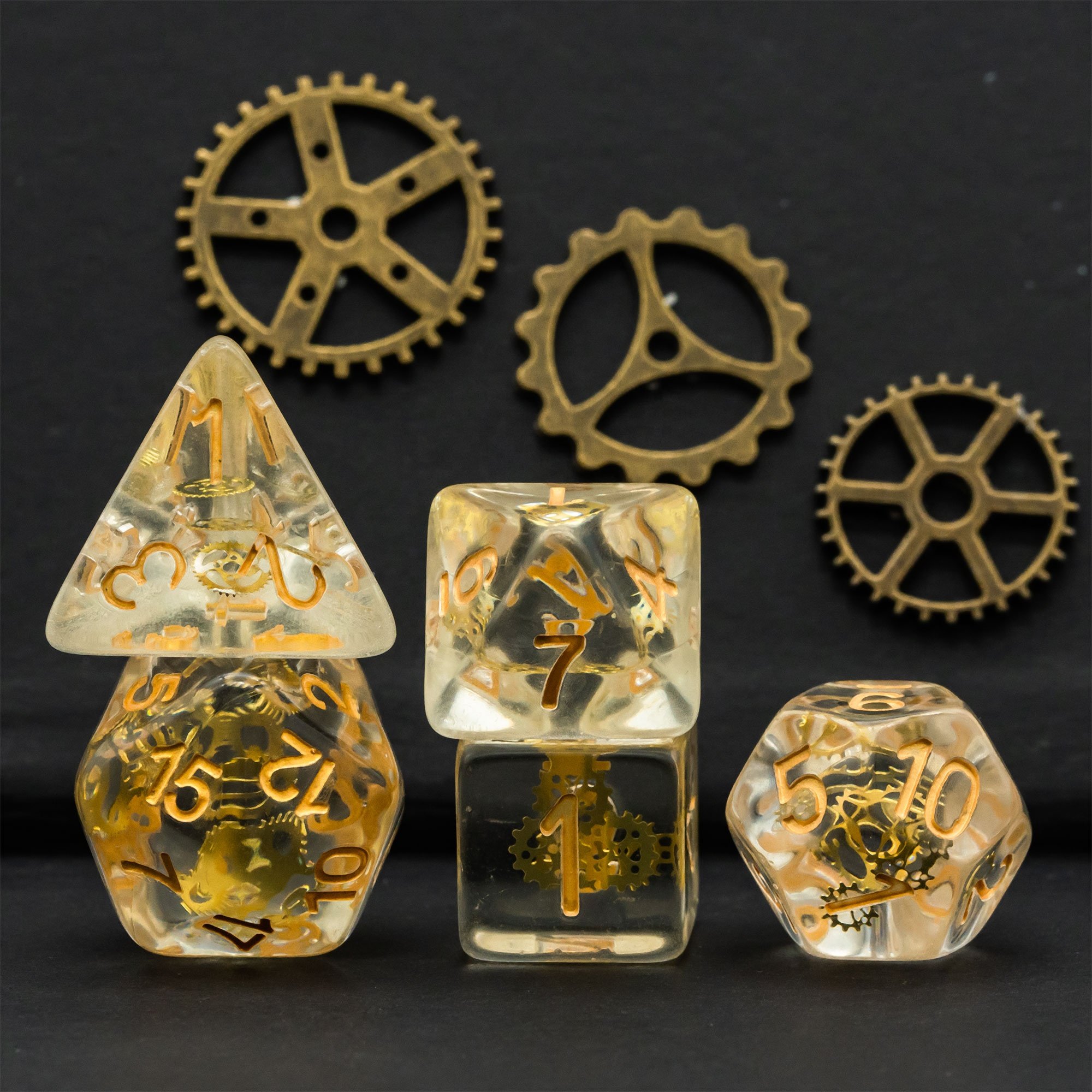 Udixi RPG custom logo Dungeons and Dragons Resin Dice Set with Golden Gearwheel