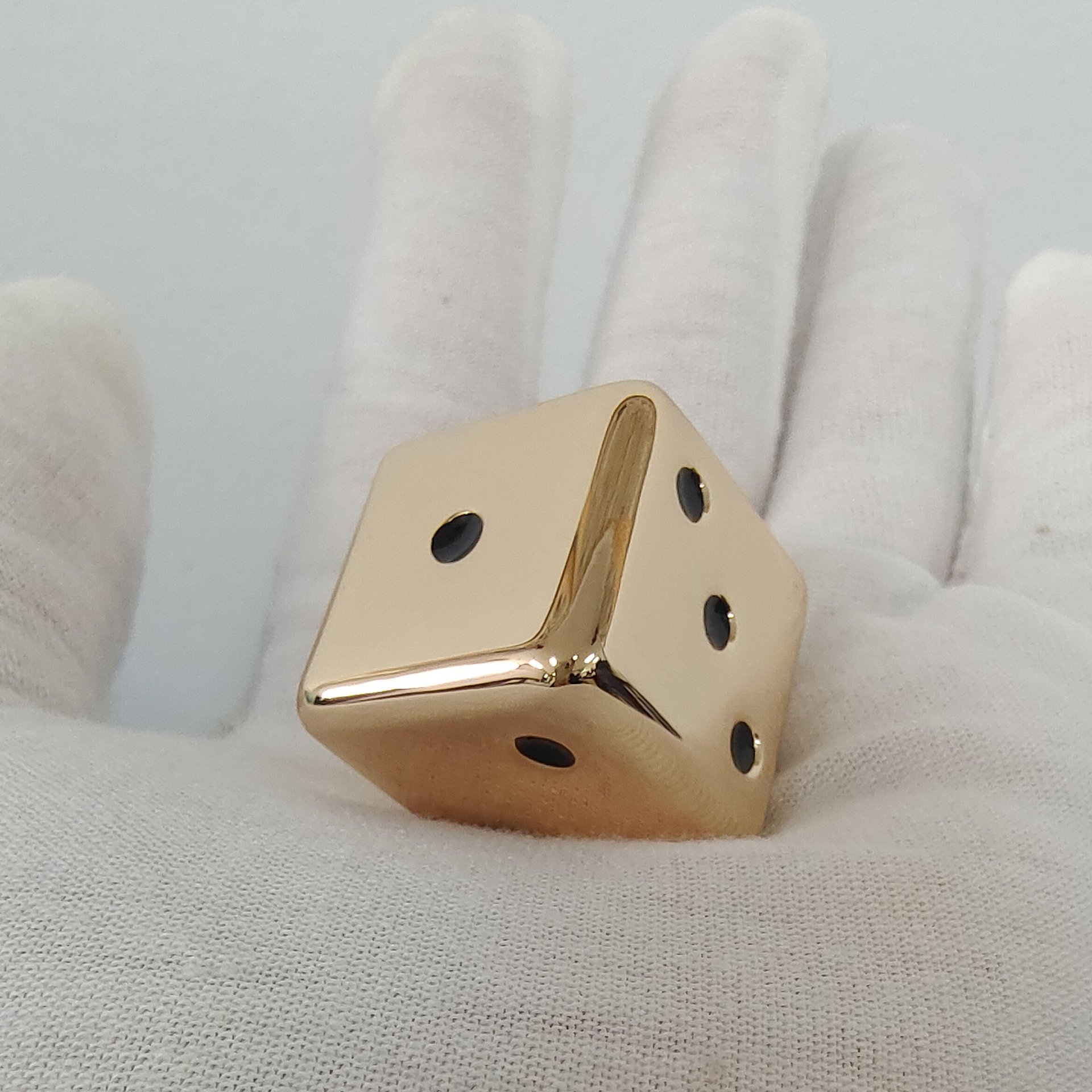 2024 New Product Wholesale Metal Craft Custom Colored D6 D8 D12 D20 Dice 25mm Rose Gold Silver Dnd Dice for Gifts