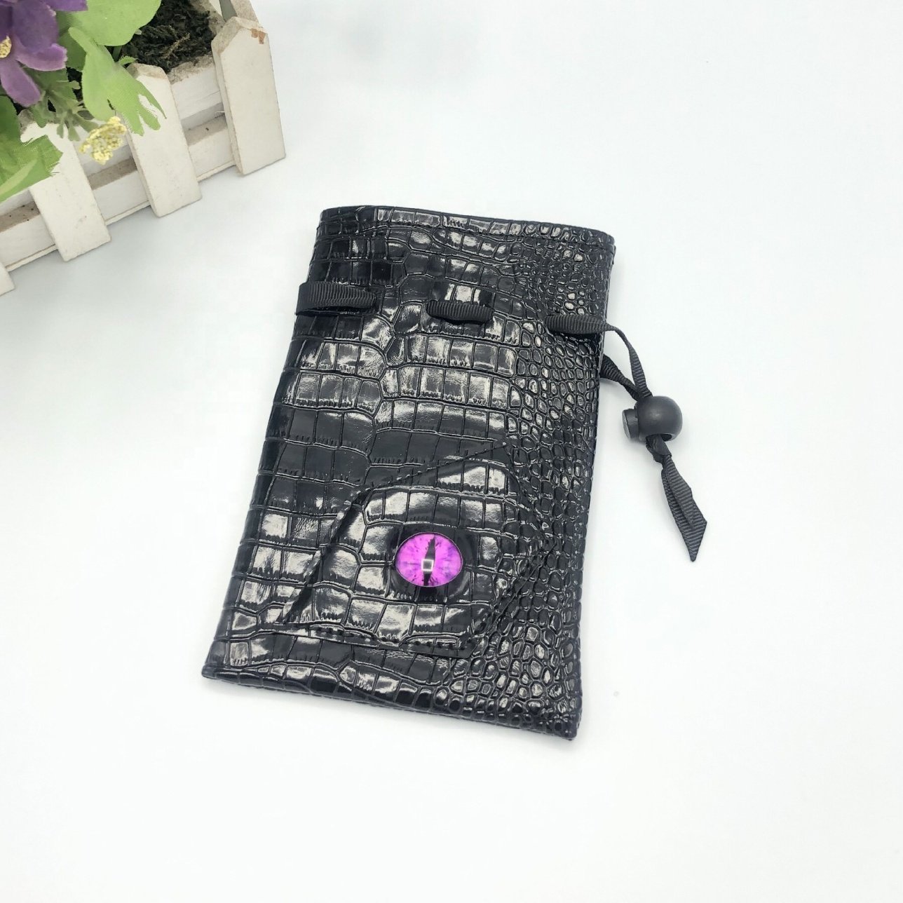 Fashion Gift DND Dice Pouch Storage Bag Evil Eye Drawstring PU Leather Dragon Eye Dice Bag for DND Gamer