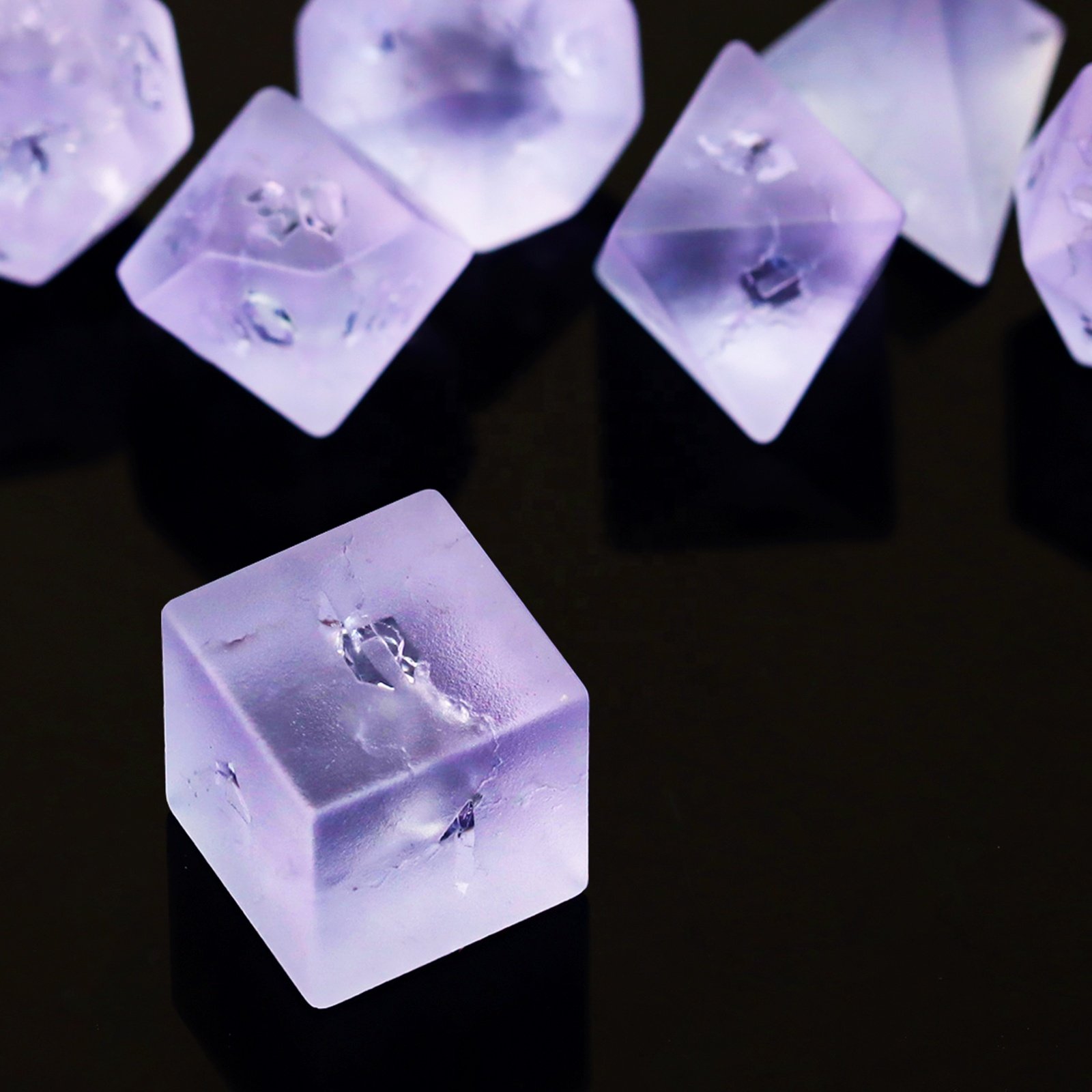 Factory Wholesale Custom Logo DND Light Purple Matte Cracked Glass Dice Set for Dungeons and Dragons RPG