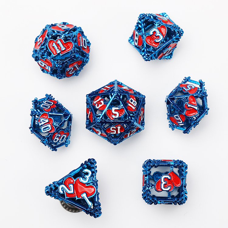 Wholesale 7PCS Dungeons And Dragons Board Game Hollow Metal Heart Dice Set