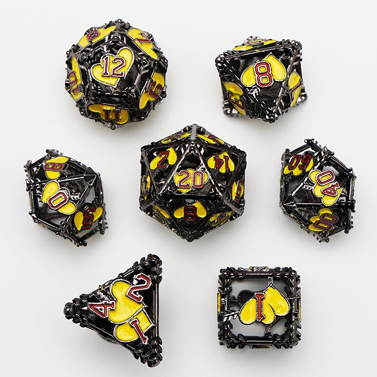 Wholesale 7PCS Dungeons And Dragons Board Game Hollow Metal Heart Dice Set