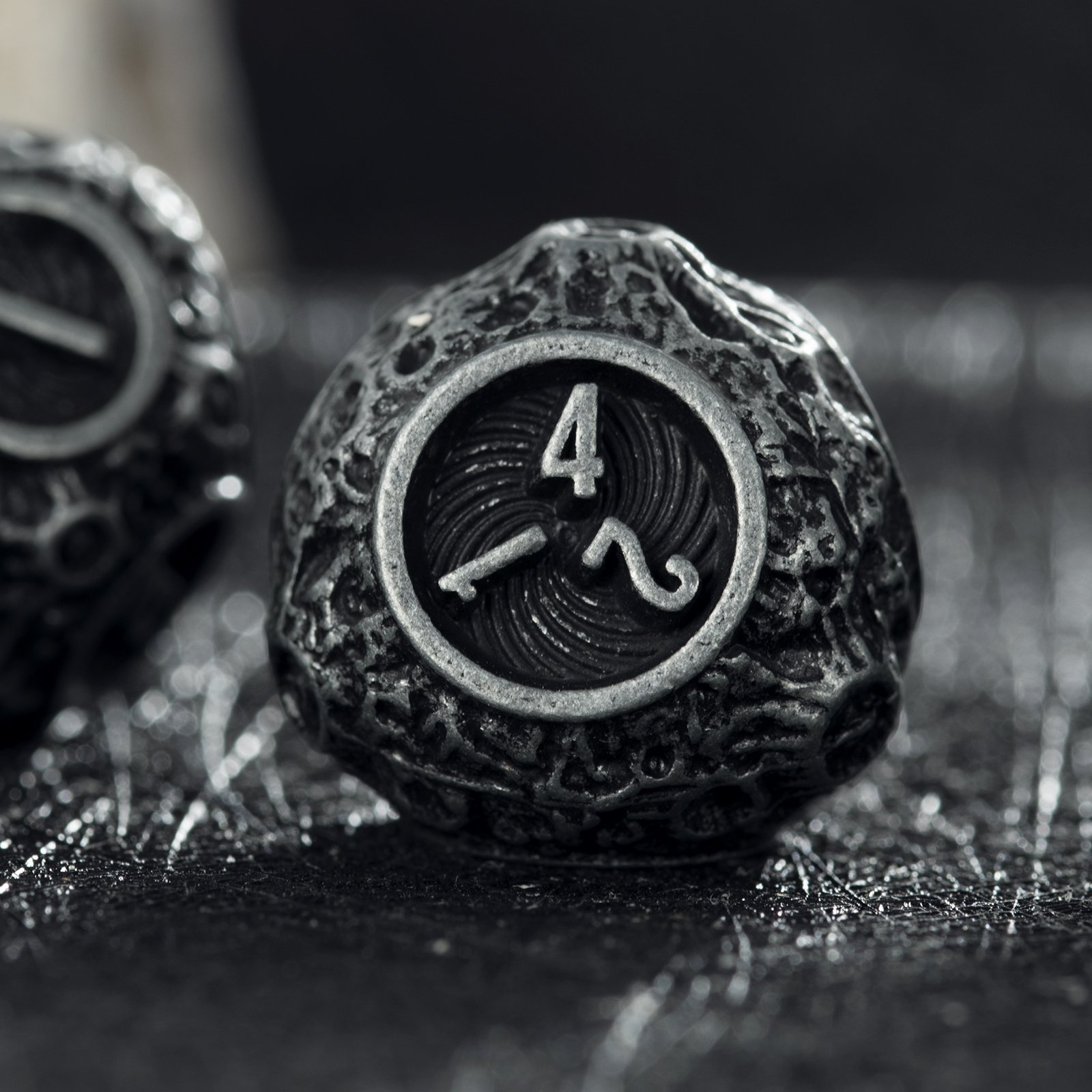 Manufactory New product factory wholesale custom logo D&D rpg dice Metal Dice Set 7PCS Dungeons and Dragons DND Metal Dice