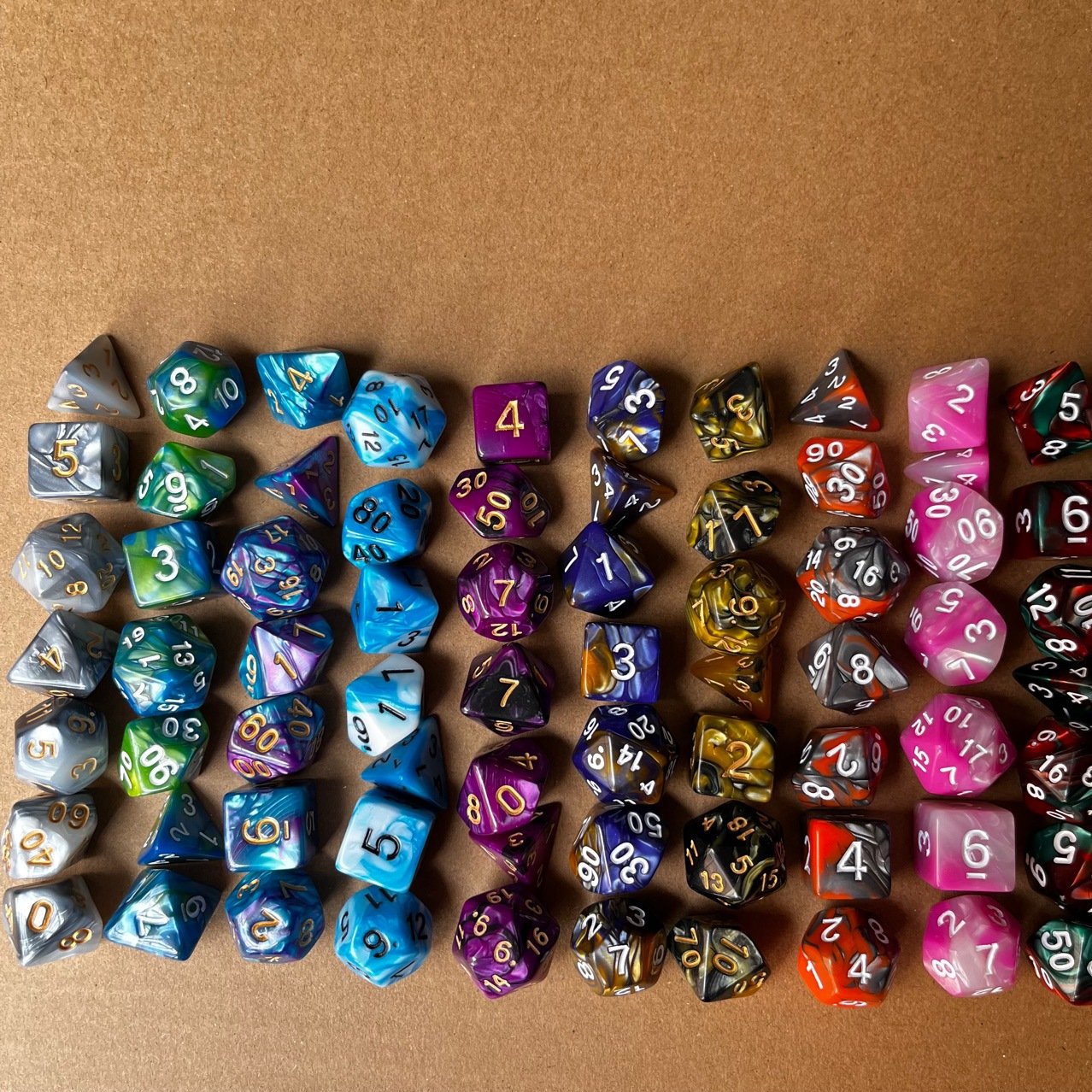 70pcs Dungeons And Dragons TTRPG Rgp Board Games custom dice set with box