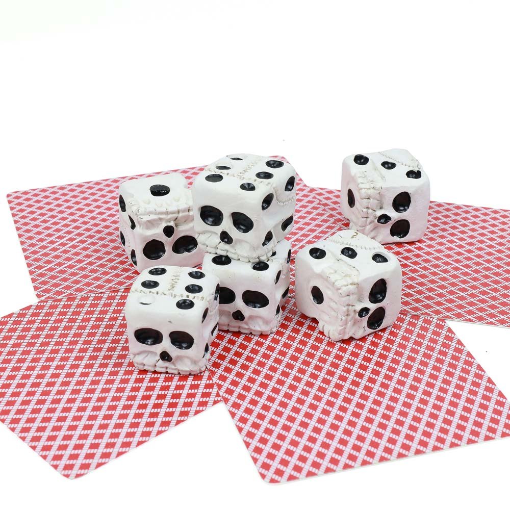 Customized skull shape 20M eco-friendly resin dice Professional Card Games Casual Games Accessories dice