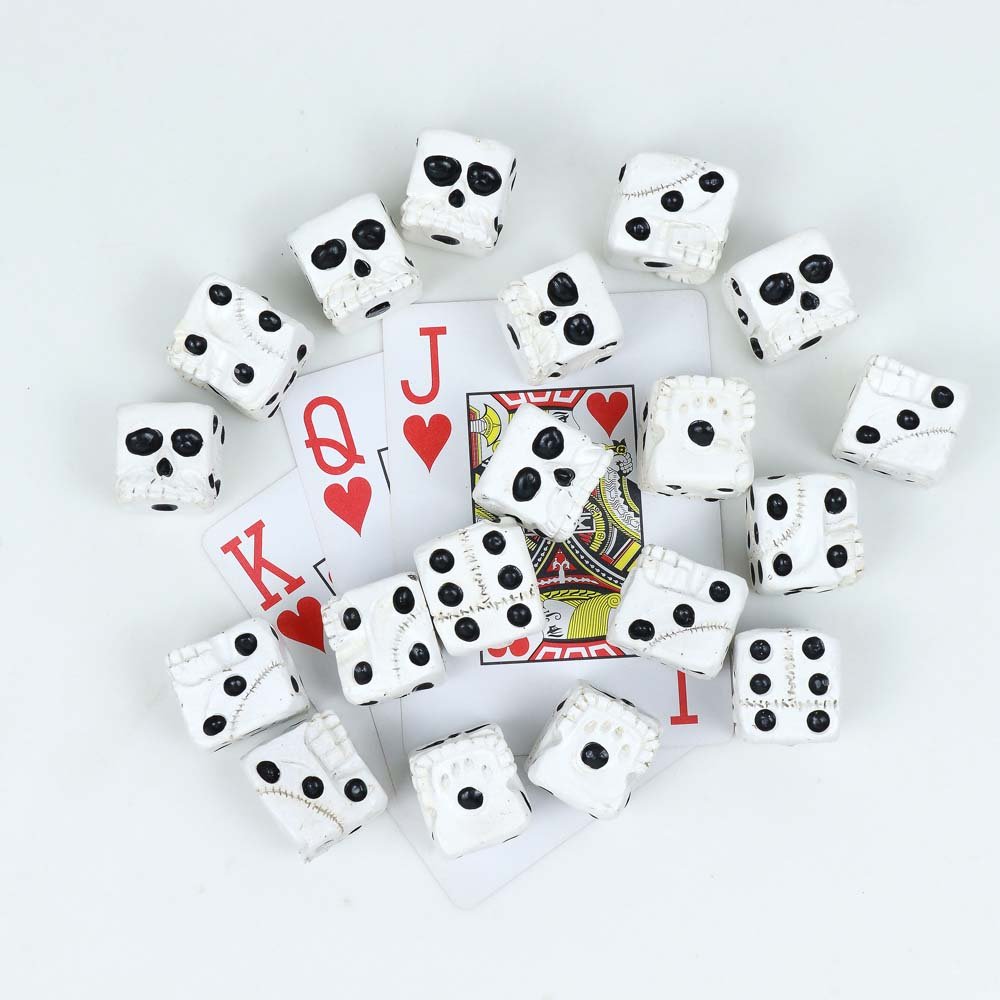 Customized skull shape 20M eco-friendly resin dice Professional Card Games Casual Games Accessories dice