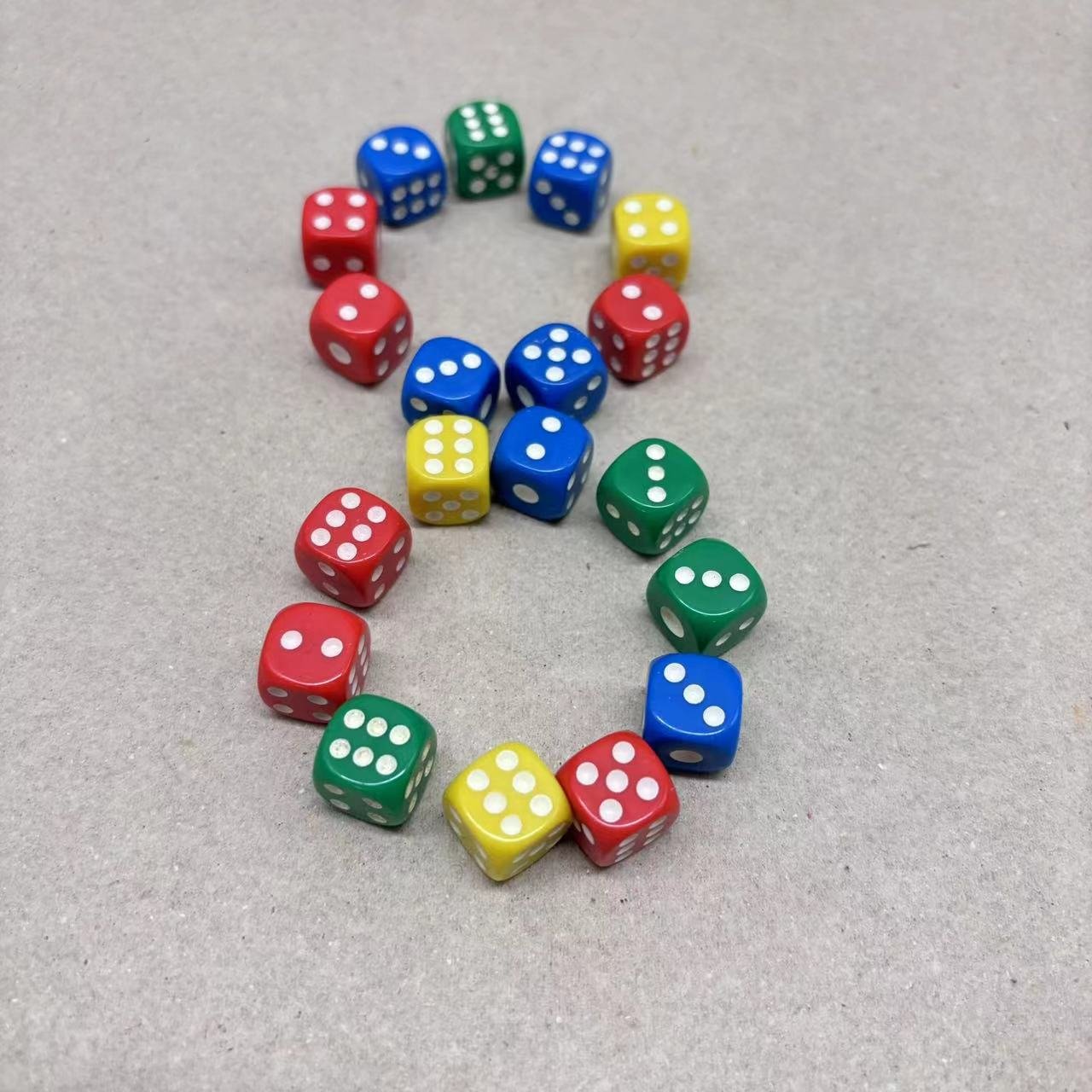 2025 wholesale Udixi dnd Bulk Polyhedral custom Dice D4-D20 Random Mixed Styles Resin Dice dungeon and dragon
