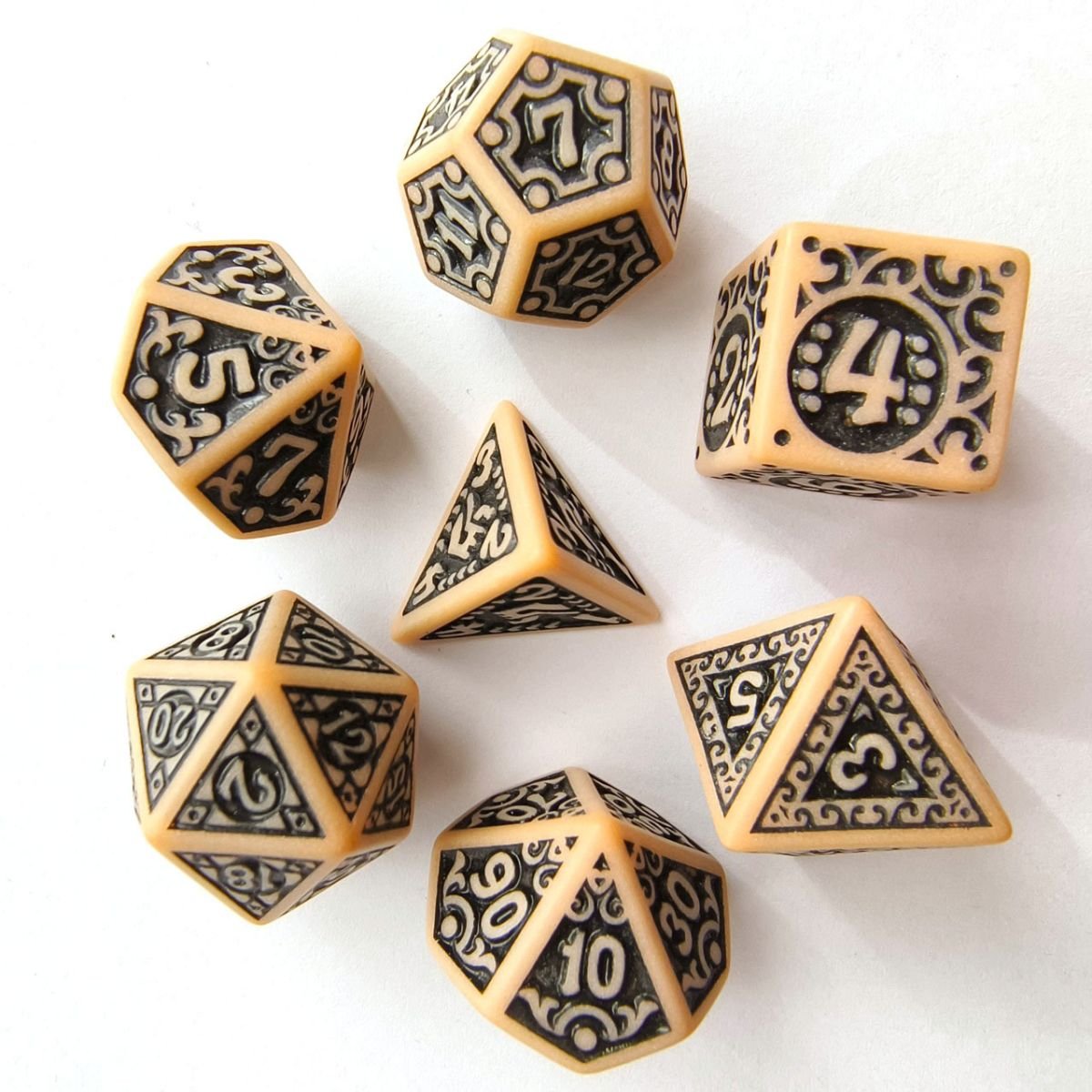 Hot Sale Dice Set Good Quality 20mm D20 Bulk Polyhedral dnd games custom dice set with box