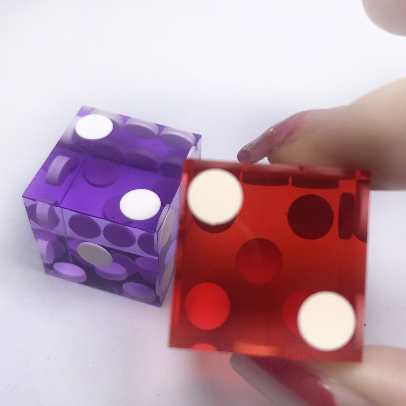 Crap dice 5 Pieces High-grade Acrylic Transparent Dice D6 19mm Dice with Razor Edges- Blue Red Yellow Purple Green