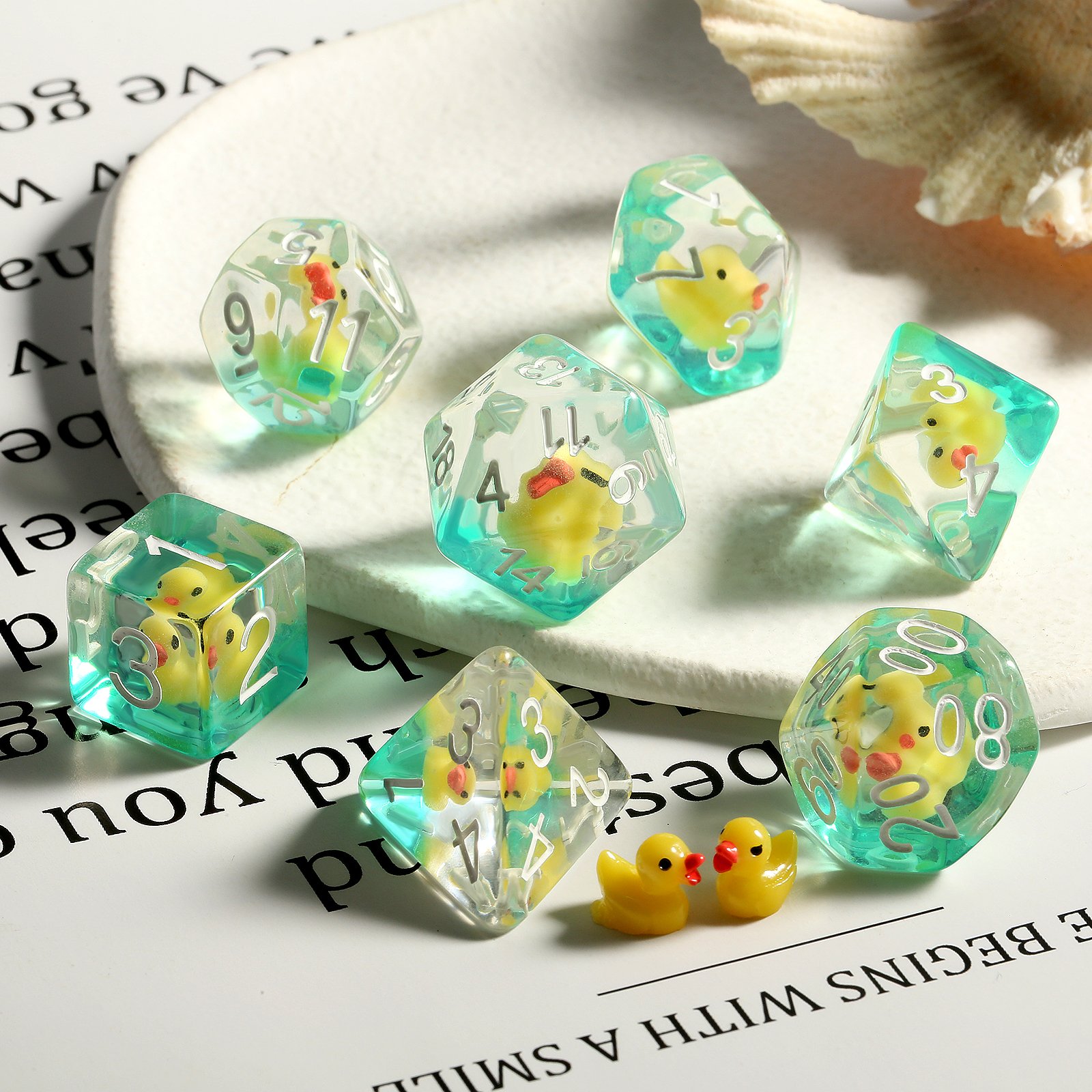 Custom Logo Resin Dice Set Duck DnD Roll Dice Holder Gaming Dice D&D for TTRPG Dungens and Dragons
