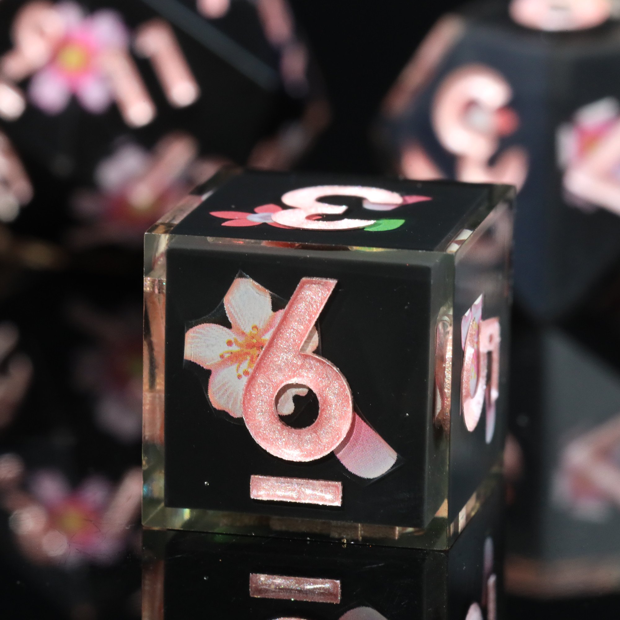 MINI PLANET Handmade Stickers DND Dice Set 7pcs Wholesale Custom Resin Dice For TRPG Board Game Sharp Polyhedral Dice Set DND