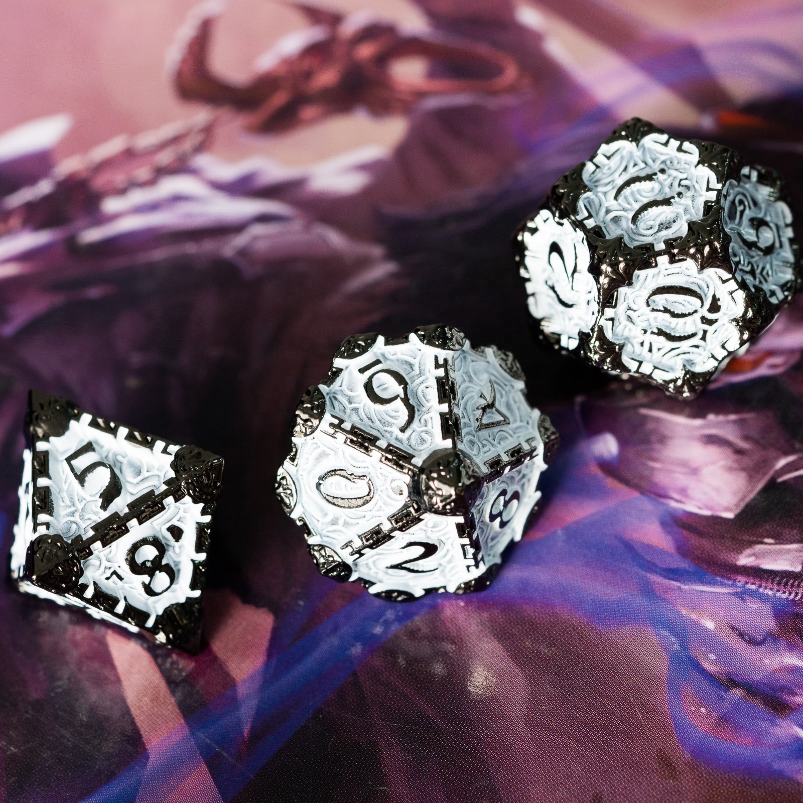 Udixi Metal Polyhedral RPG Board Games Dungeons and Dragons High Quality Dice Set White dagger