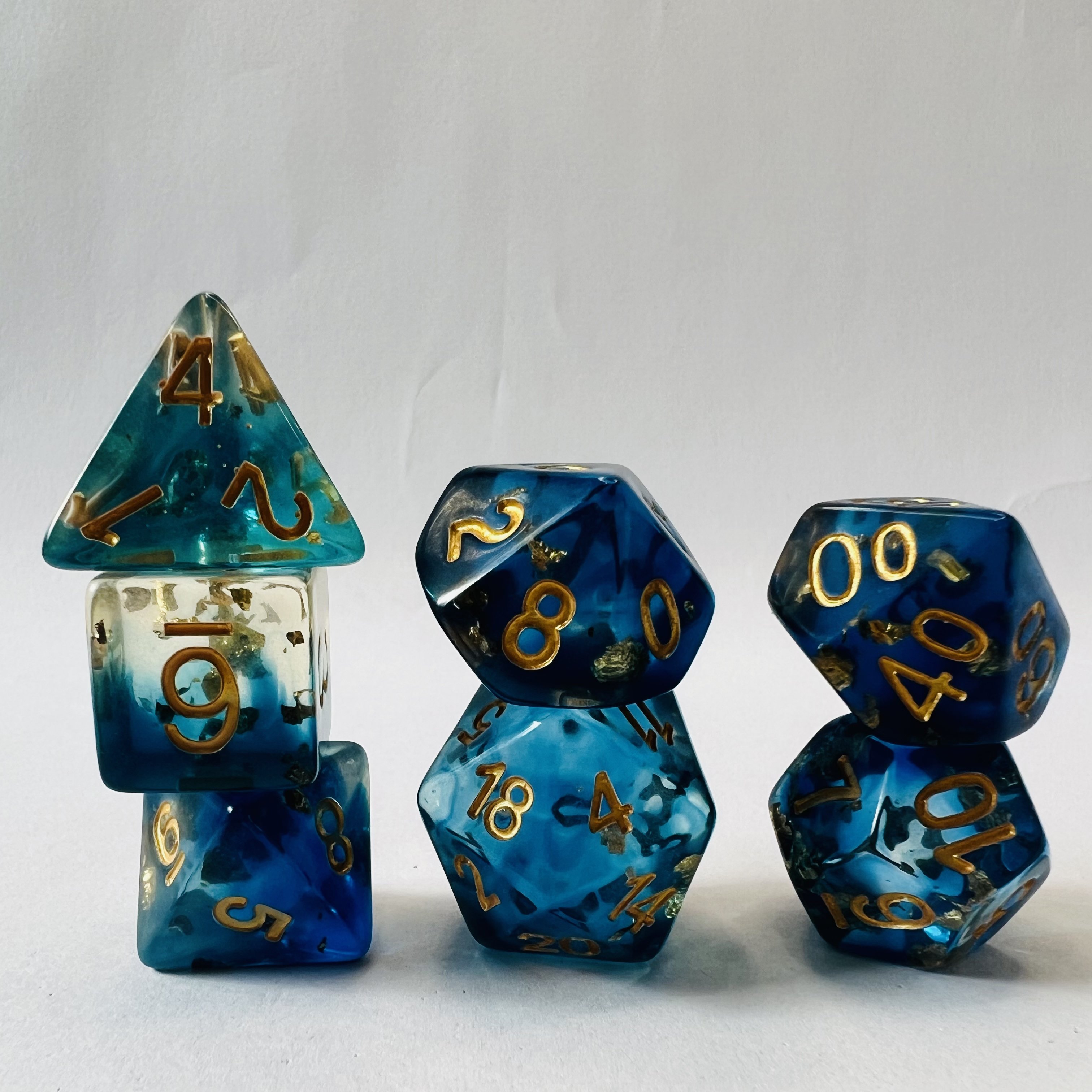 Special Shapes Cubic Translucent Dnd Blue Dice Set Resin Material Polyhedral Smooth Surface For Games Dungeons And Dragons