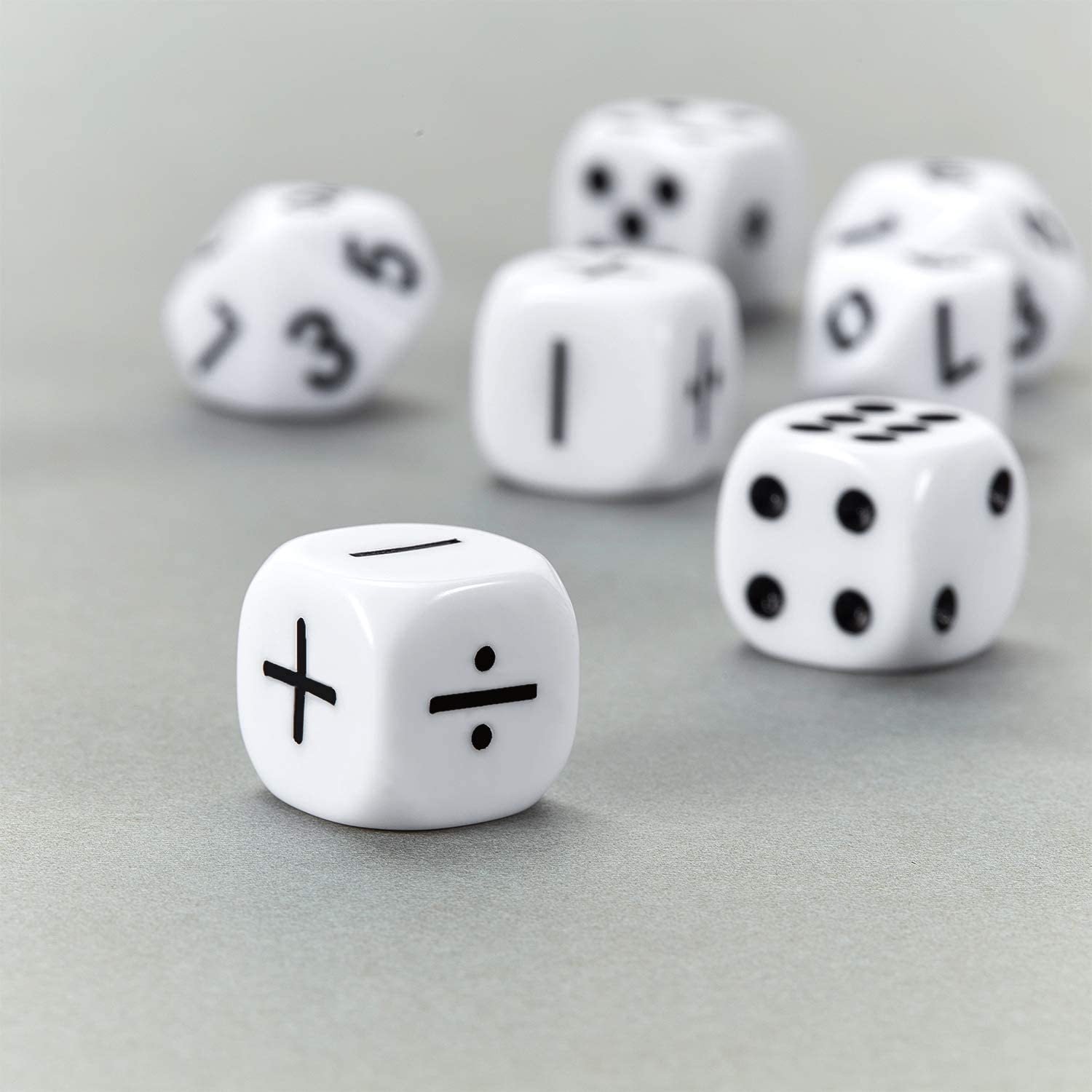 16mm Stationery D6 D10 Pip Cube Set 0-9 Numbers and Cubes 18pcs per Set +/- Calculate Dice