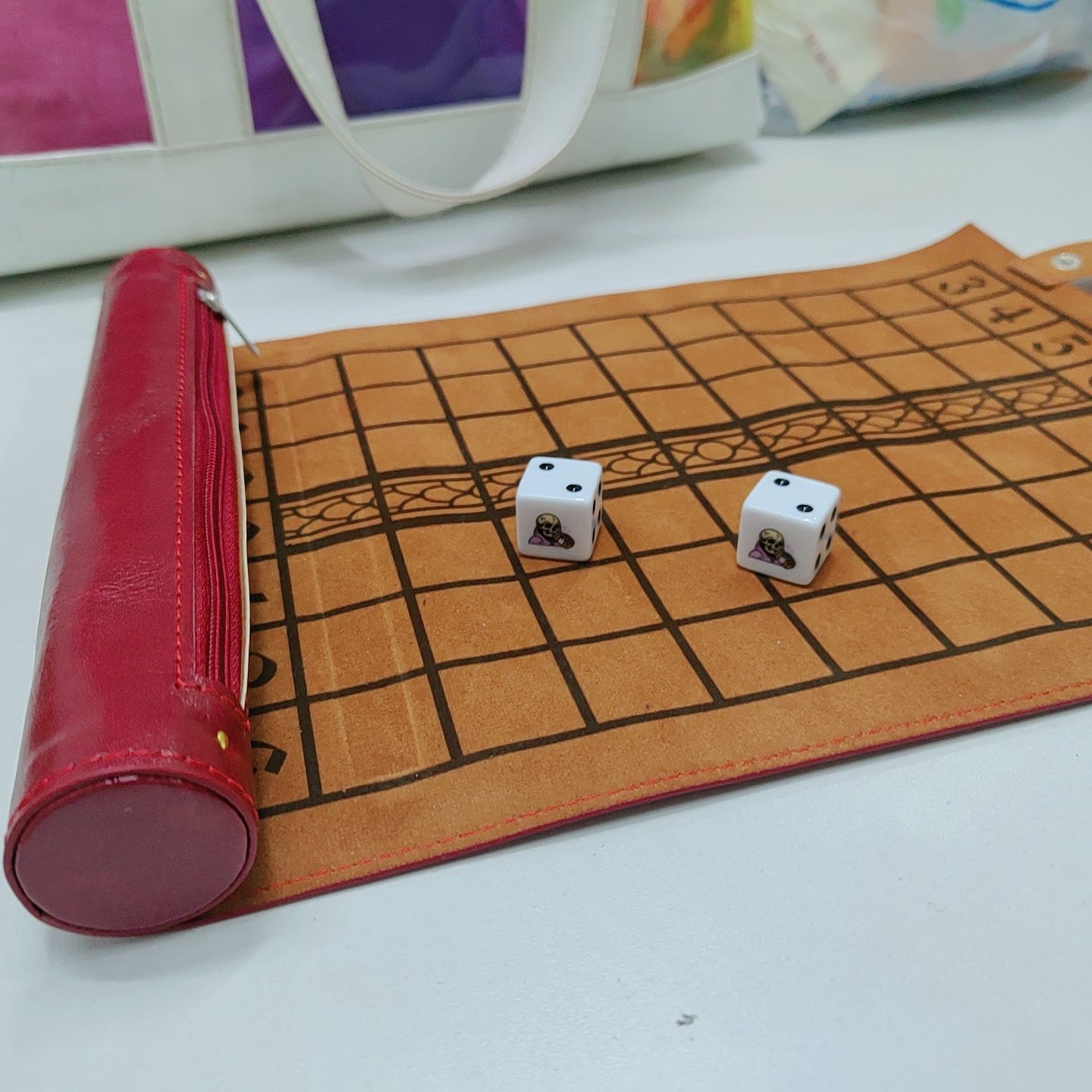 2024 New Design Hot Sale Personalized Luxury Leather Backgammon Roll Set For Adult For Kids
