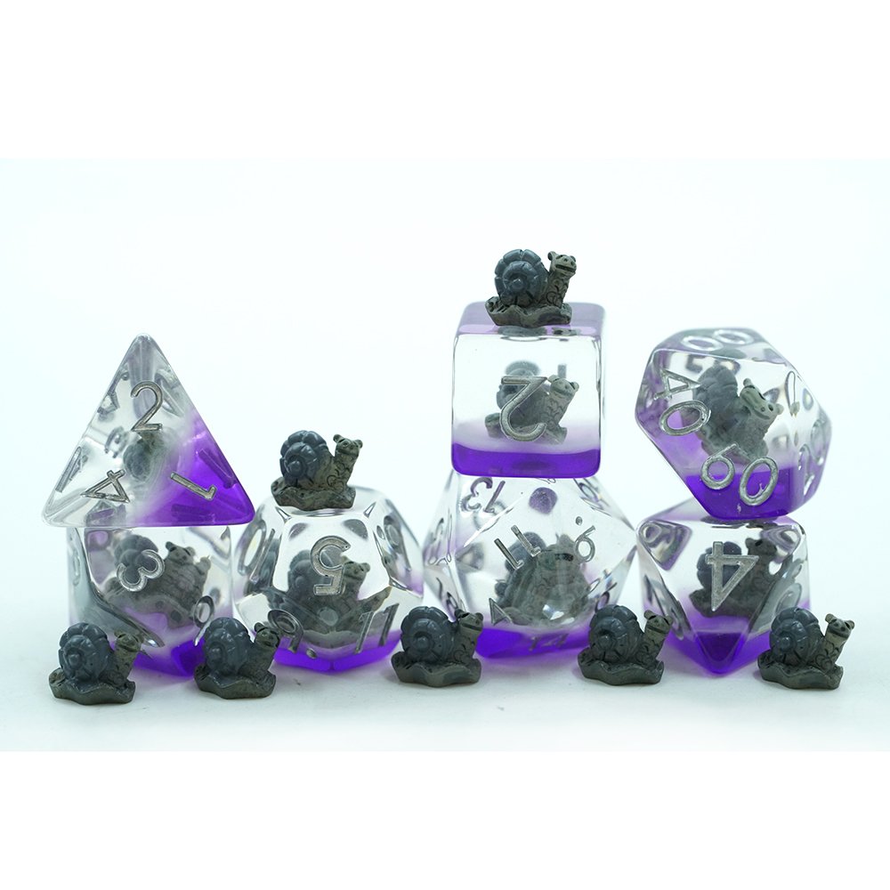 Resin Polyhedral Rpg Dungeons And Dragons Custom Logo 20 Dragon Font Soft Edge Snail Dice Set