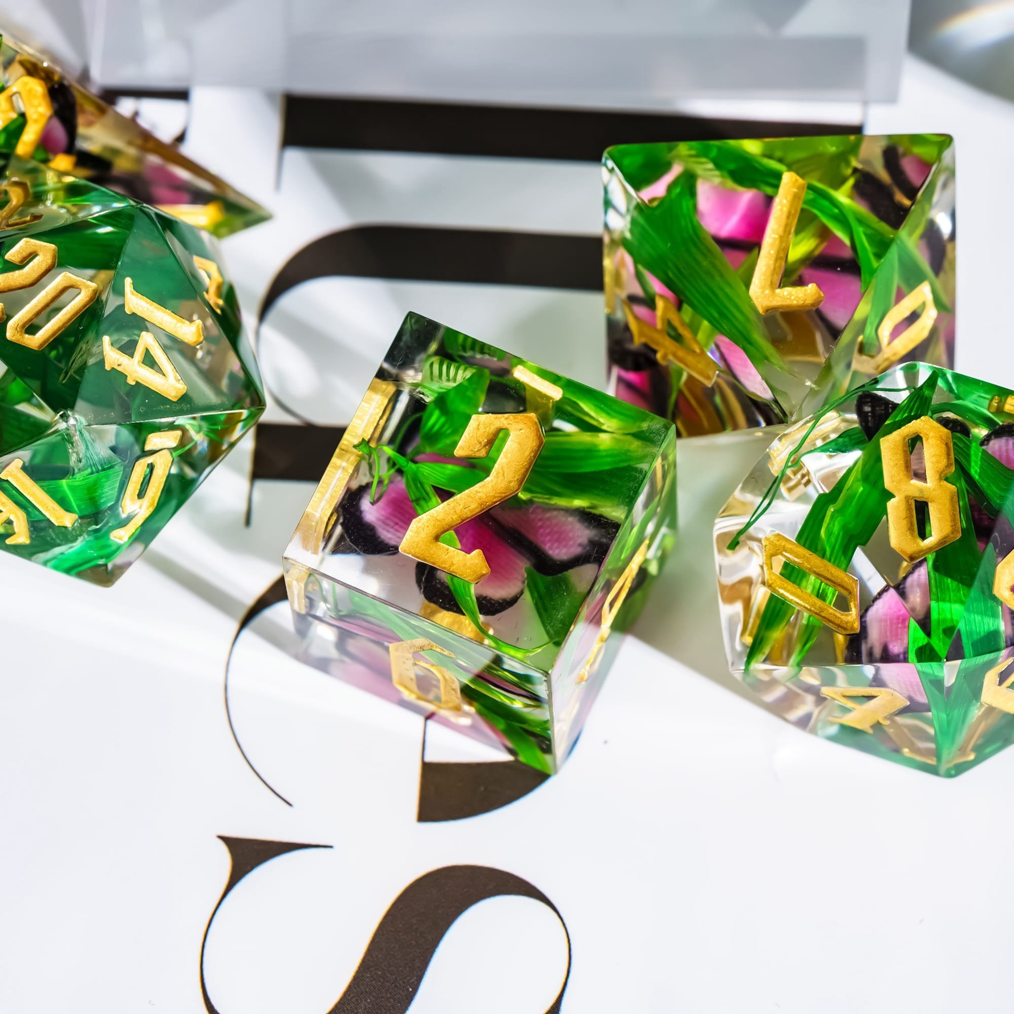 Udixi Polyhedral custom logo rpg dungeons and dragons Butterfly&Bamboo Leaf Dice set