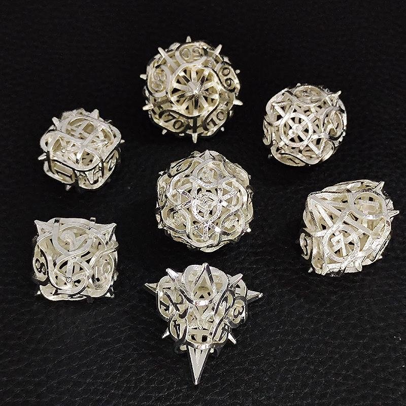 Golden Thorn flora DND Metal dice Set polyhedral Large RPG case thorn flower dice d&d Starter Set Tray Tower Role Playing dice